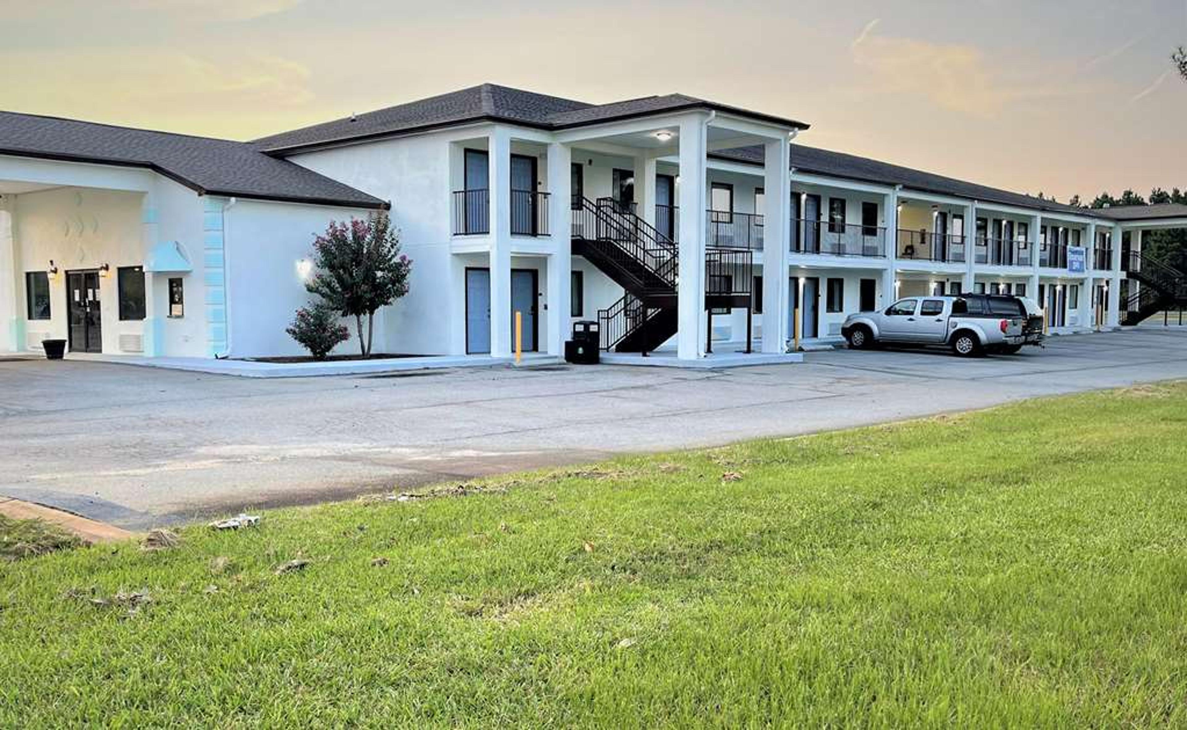 RODEWAY INN SANDERSVILLE