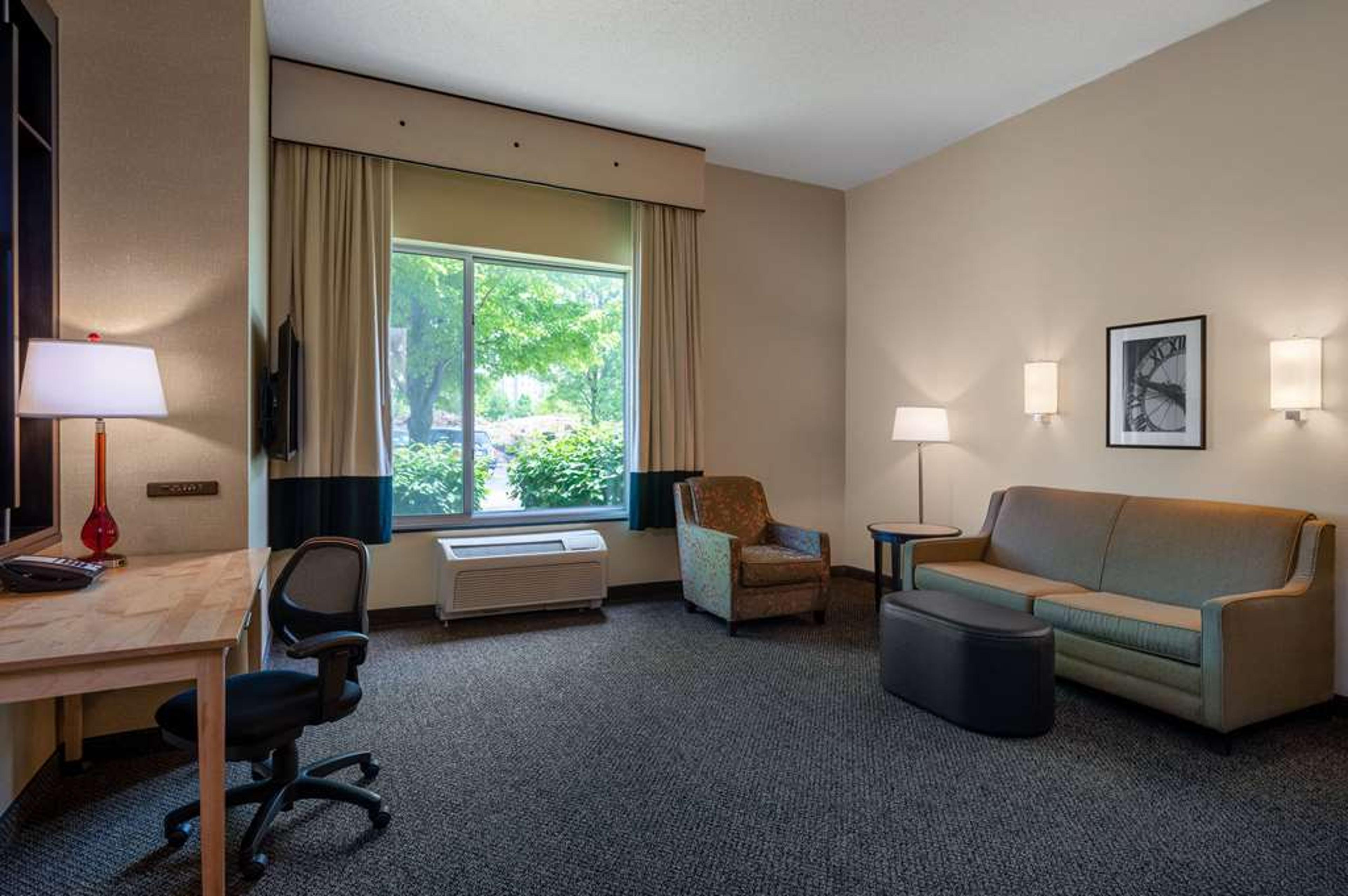 WYNDHAM NOBLESVILLE