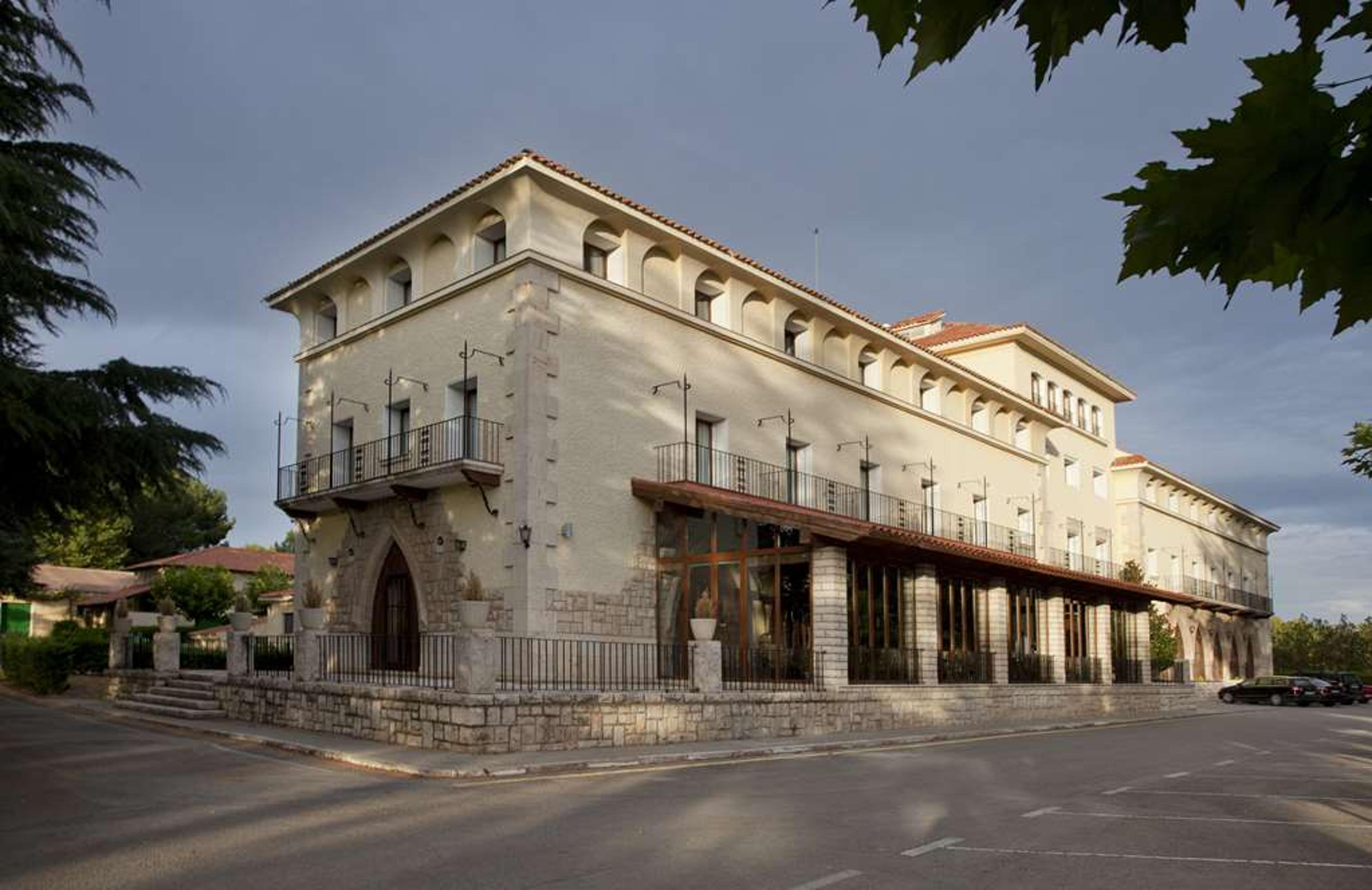 Hotel Photo 1