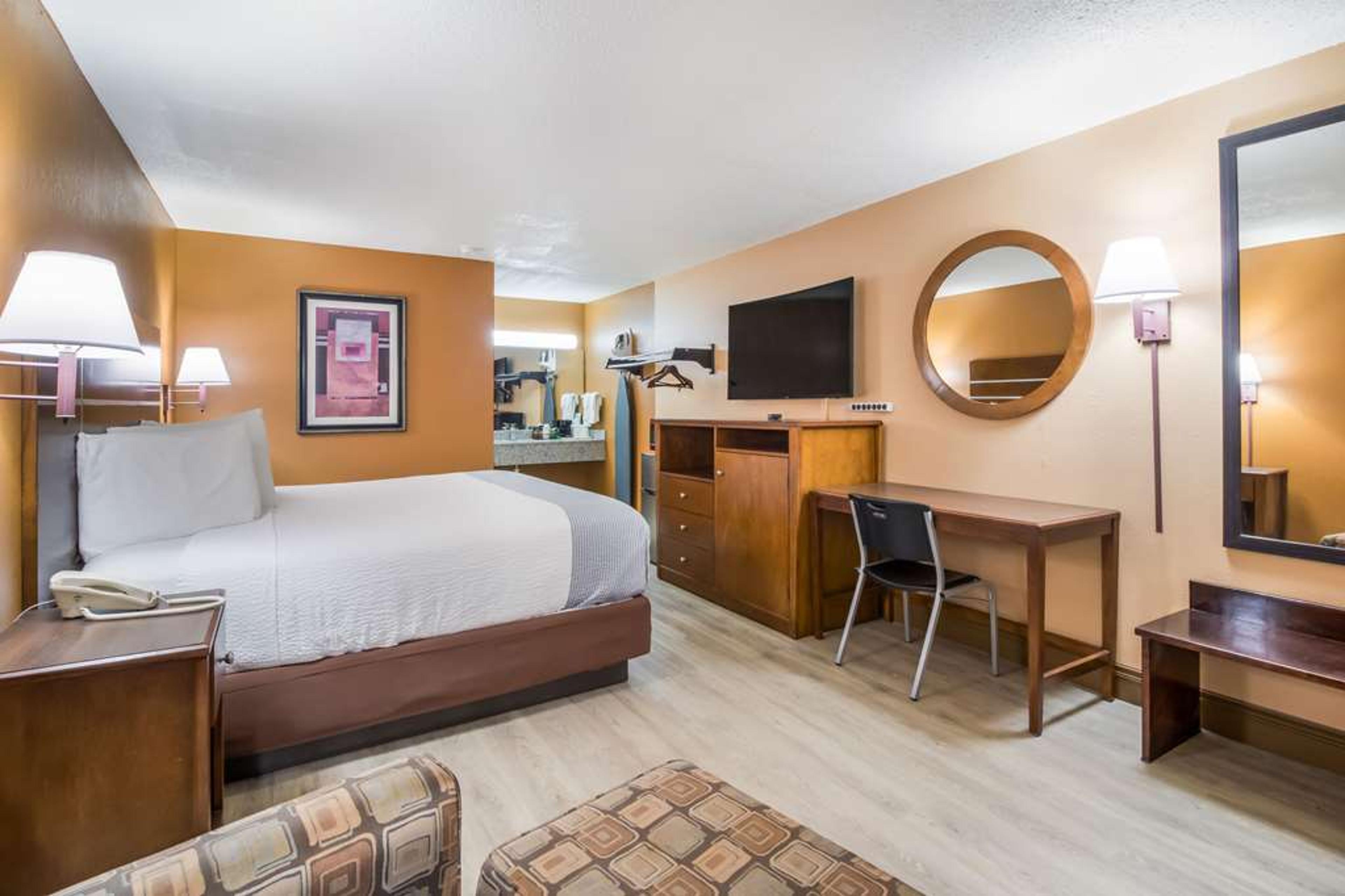 ECONO LODGE SELMER