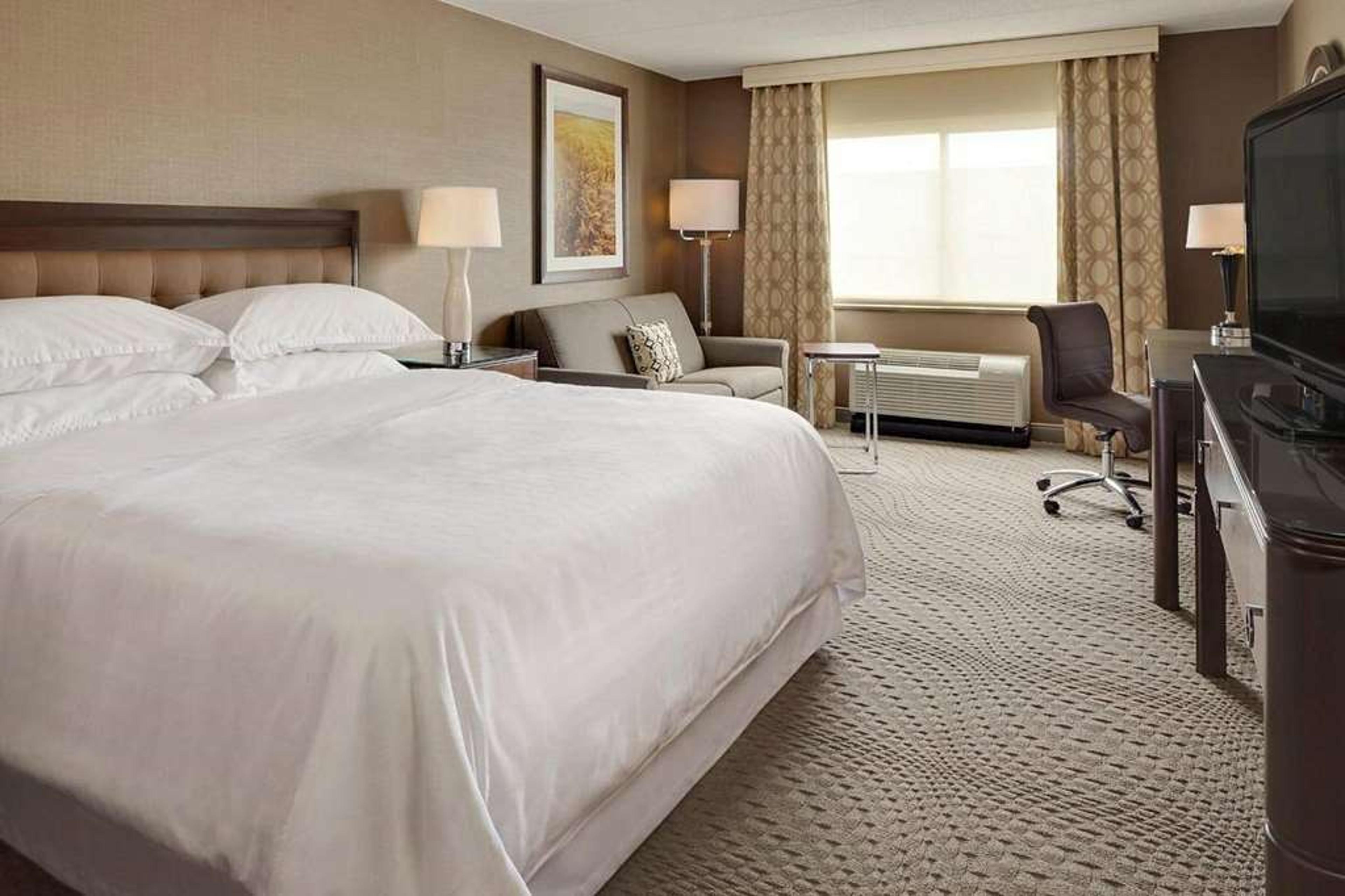 WYNDHAM OMAHA/WEST DODGE