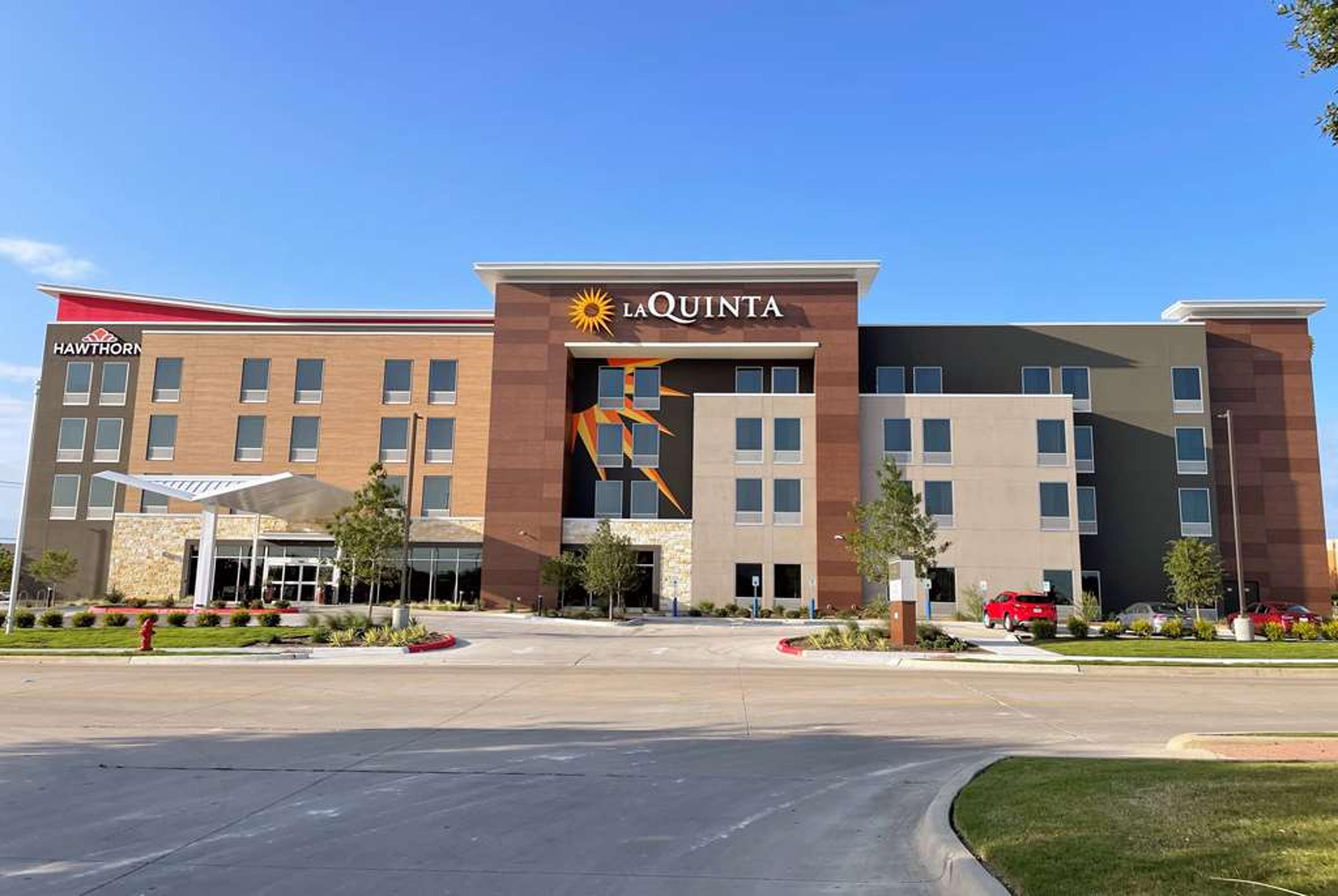 LA QUINTA INN & SUITES BY WYNDHAM P