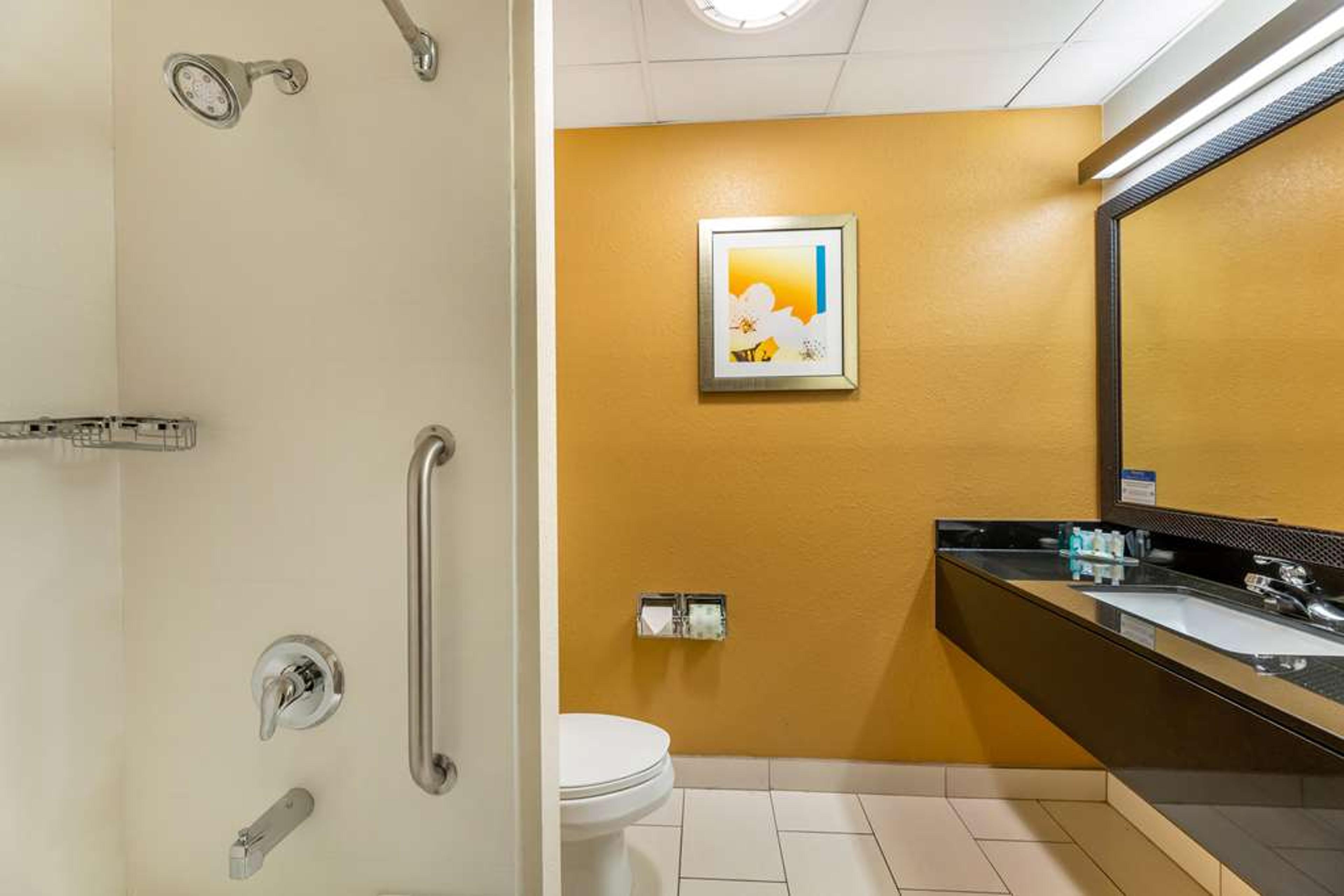 QUALITY INN AND SUITES SANDUSKY