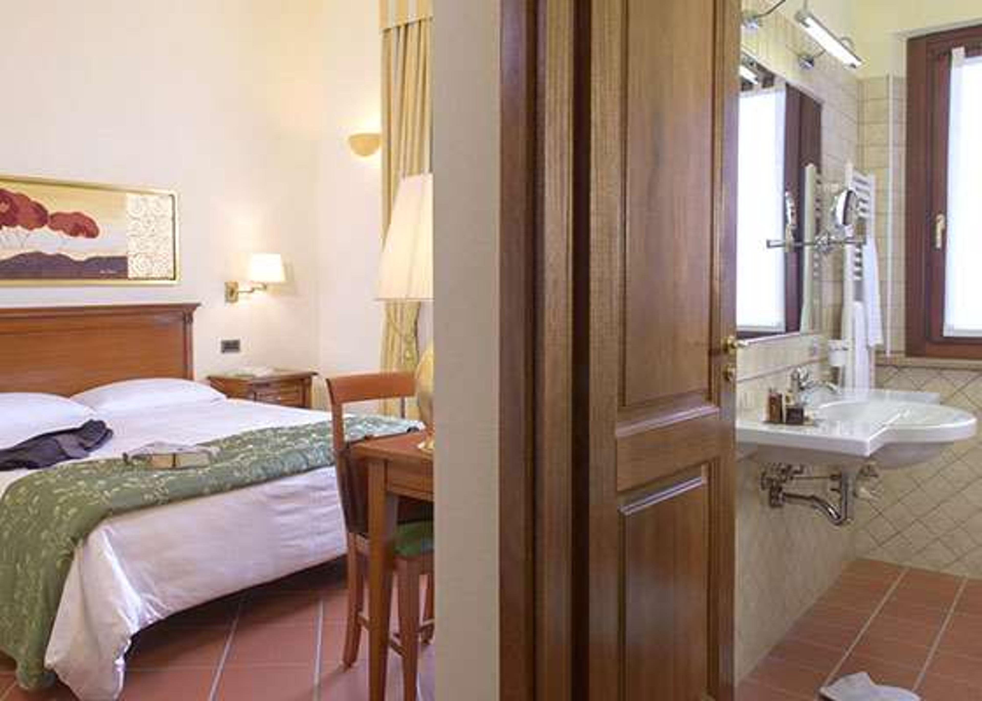 POPILIA COUNTRY RESORT