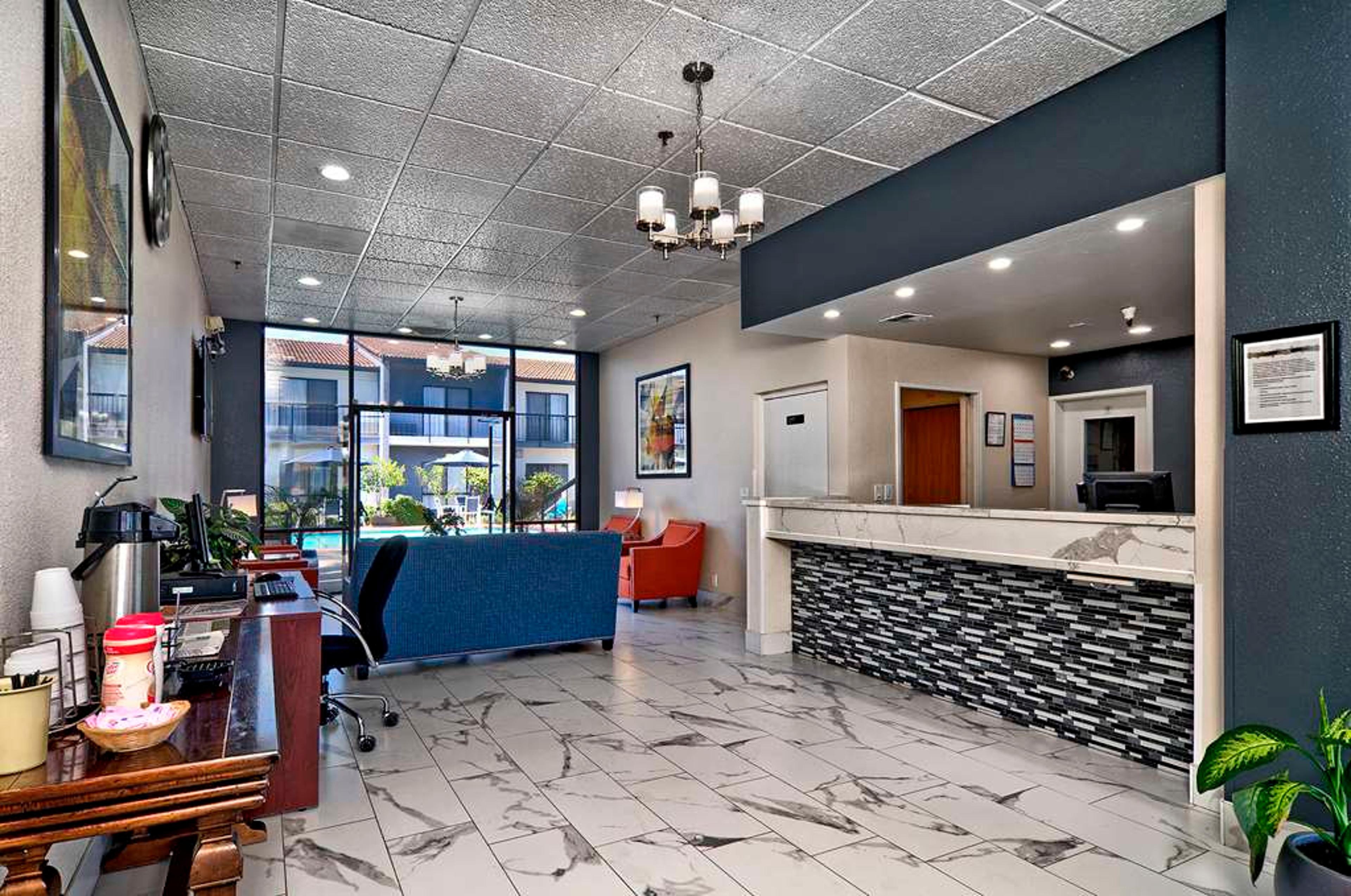 QUALITY INN AND SUITES SOUTH SAN JO