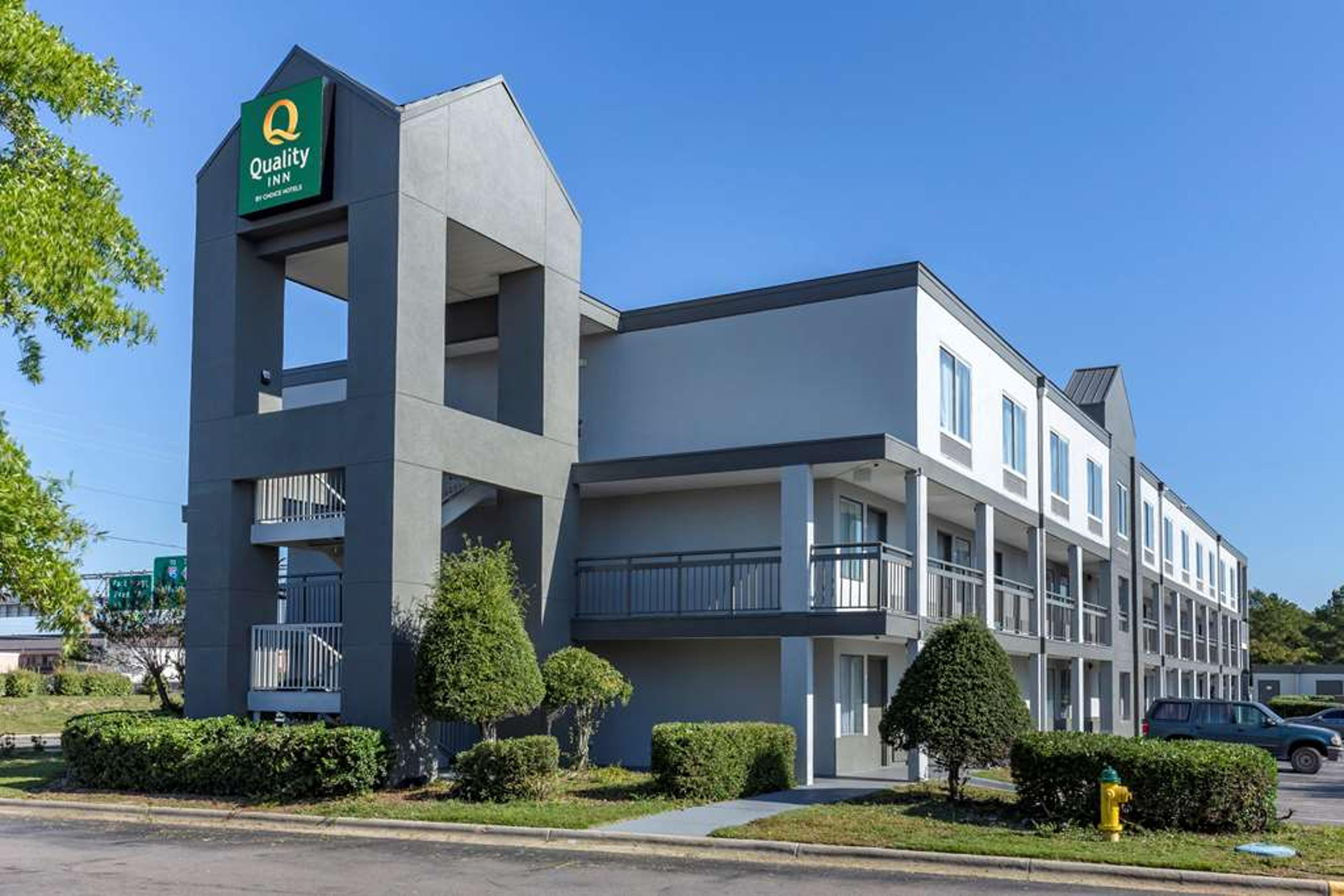 QUALITY INN FAYETTEVILLE NEAR FORT
