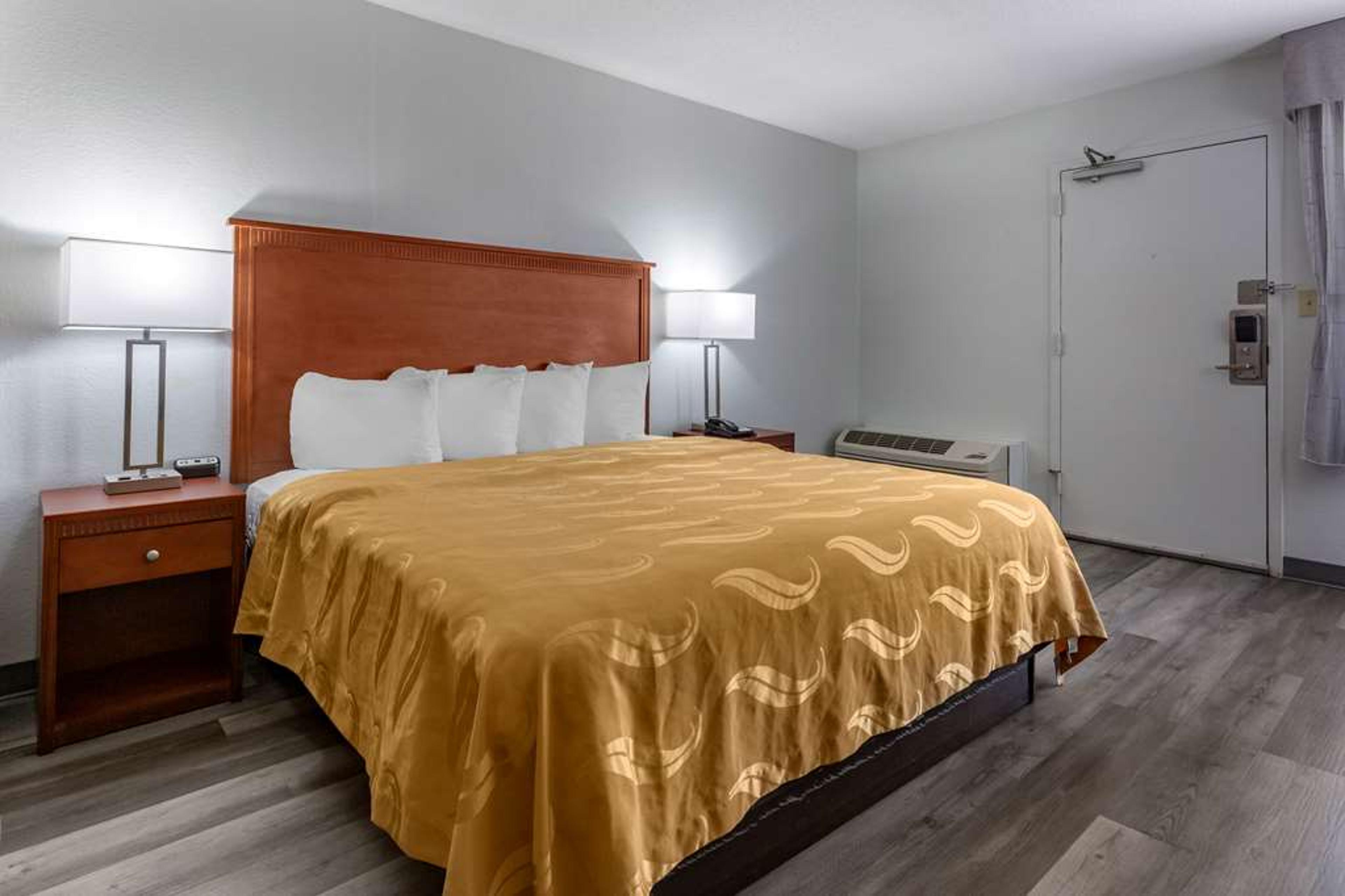 QUALITY INN FAYETTEVILLE NEAR FORT