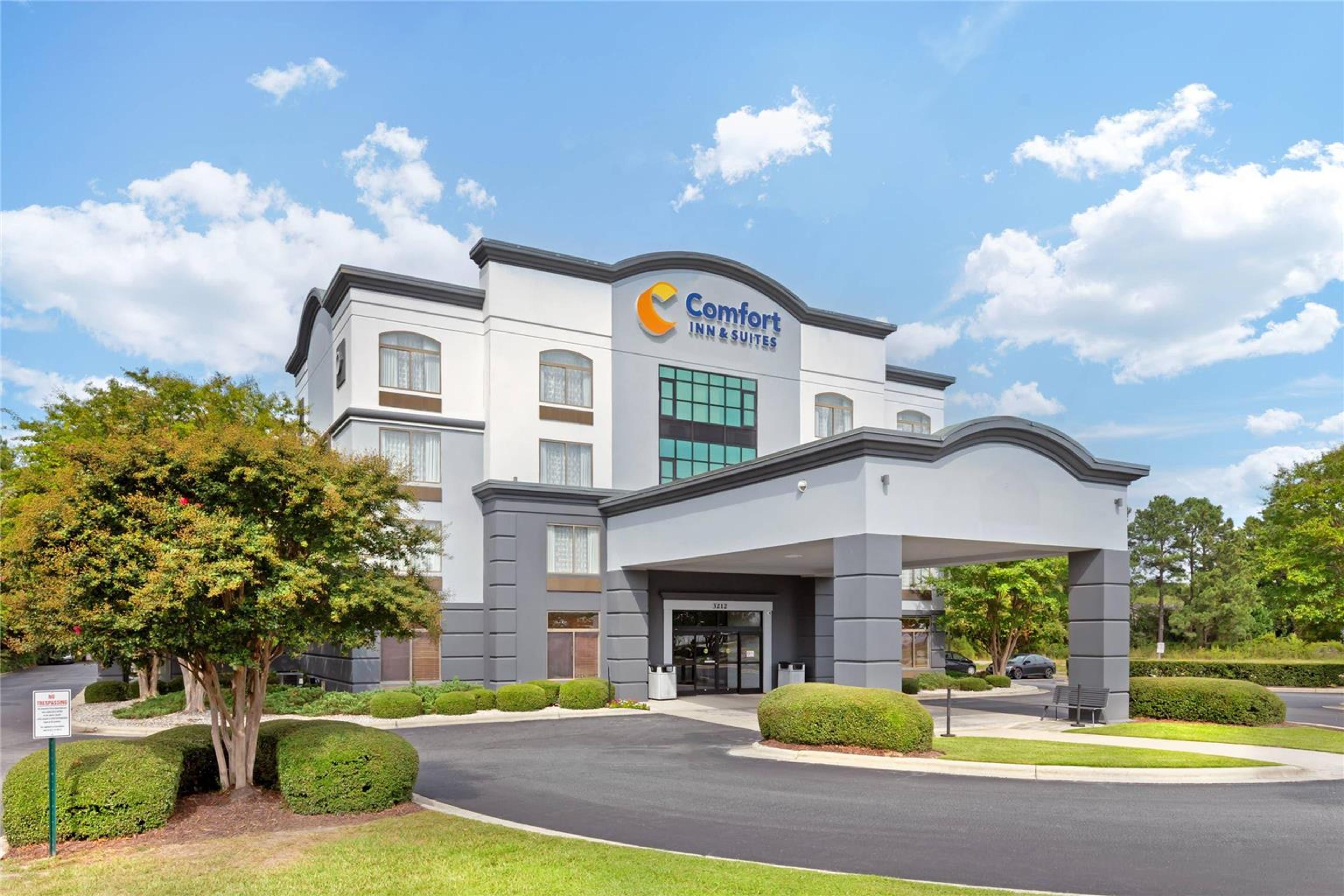 COMFORT INN AND SUITES GREENVILLE N