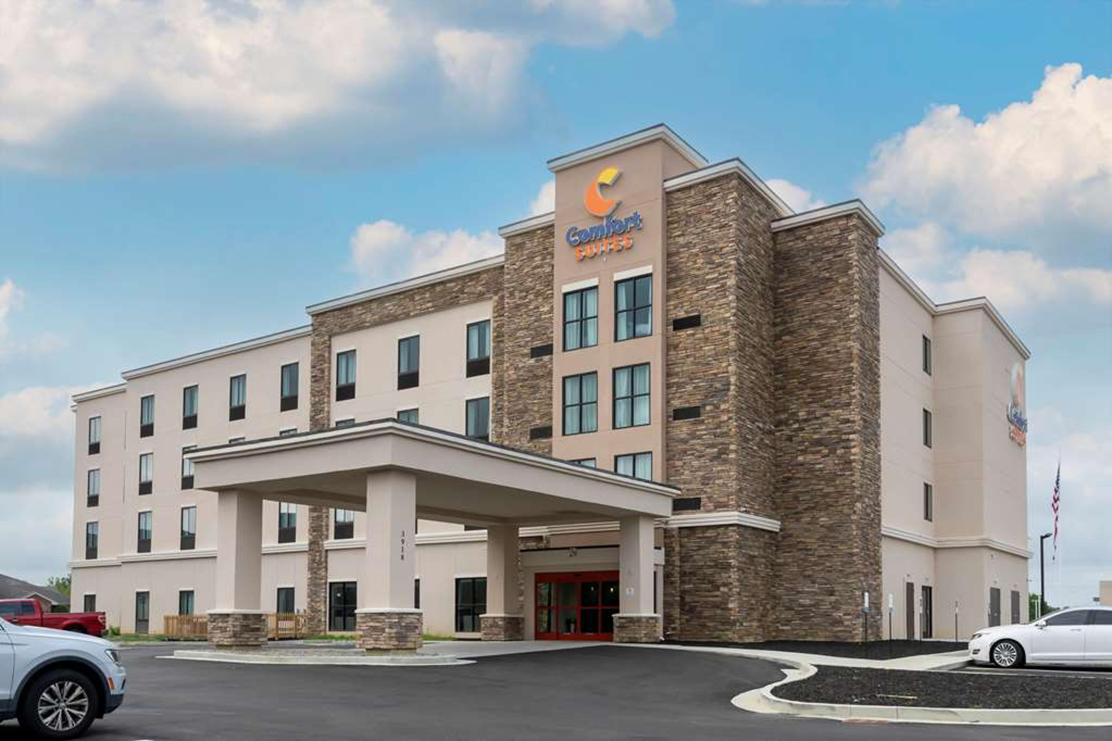 COMFORT SUITES PADUCAH