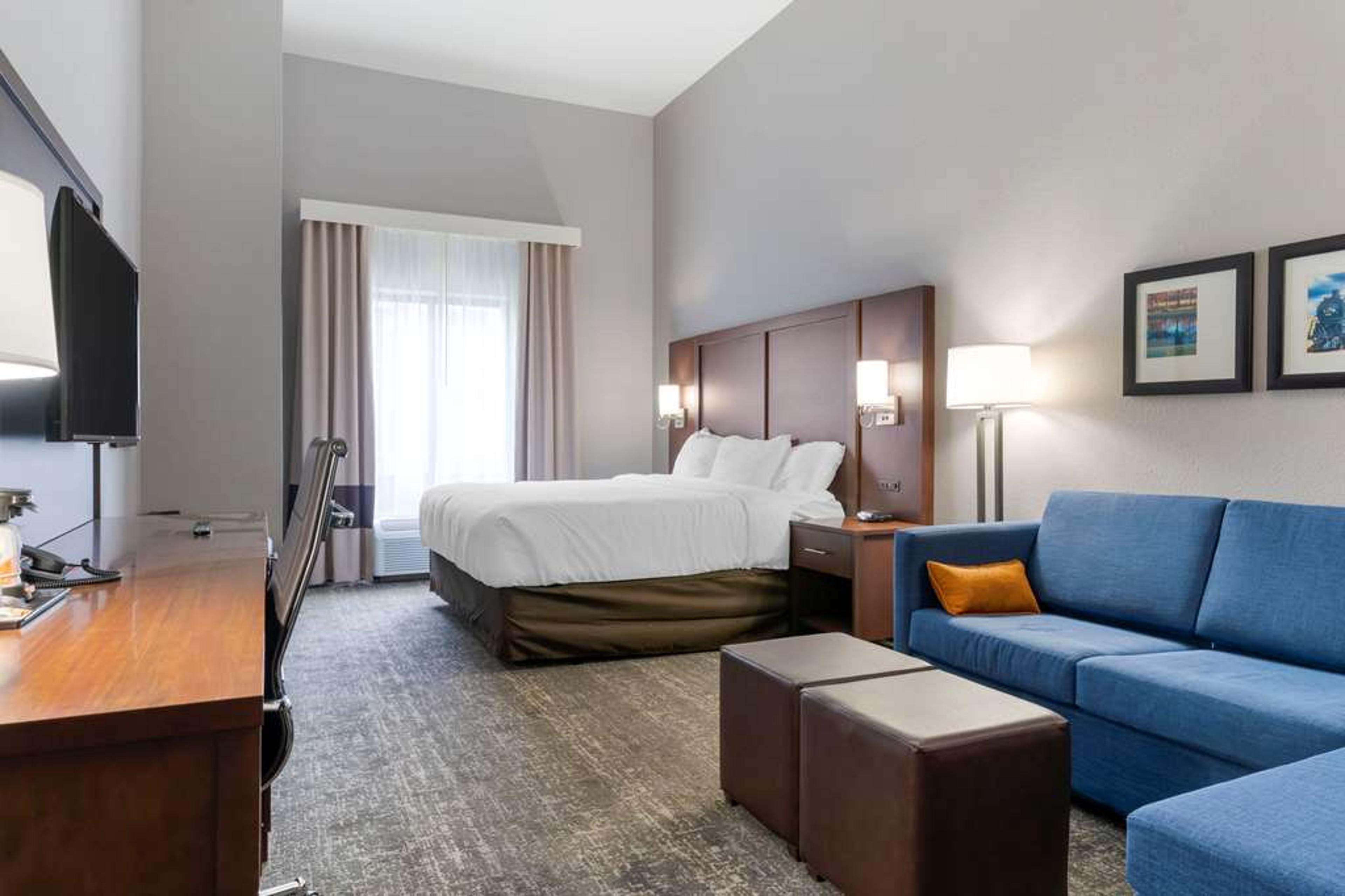 COMFORT SUITES PADUCAH