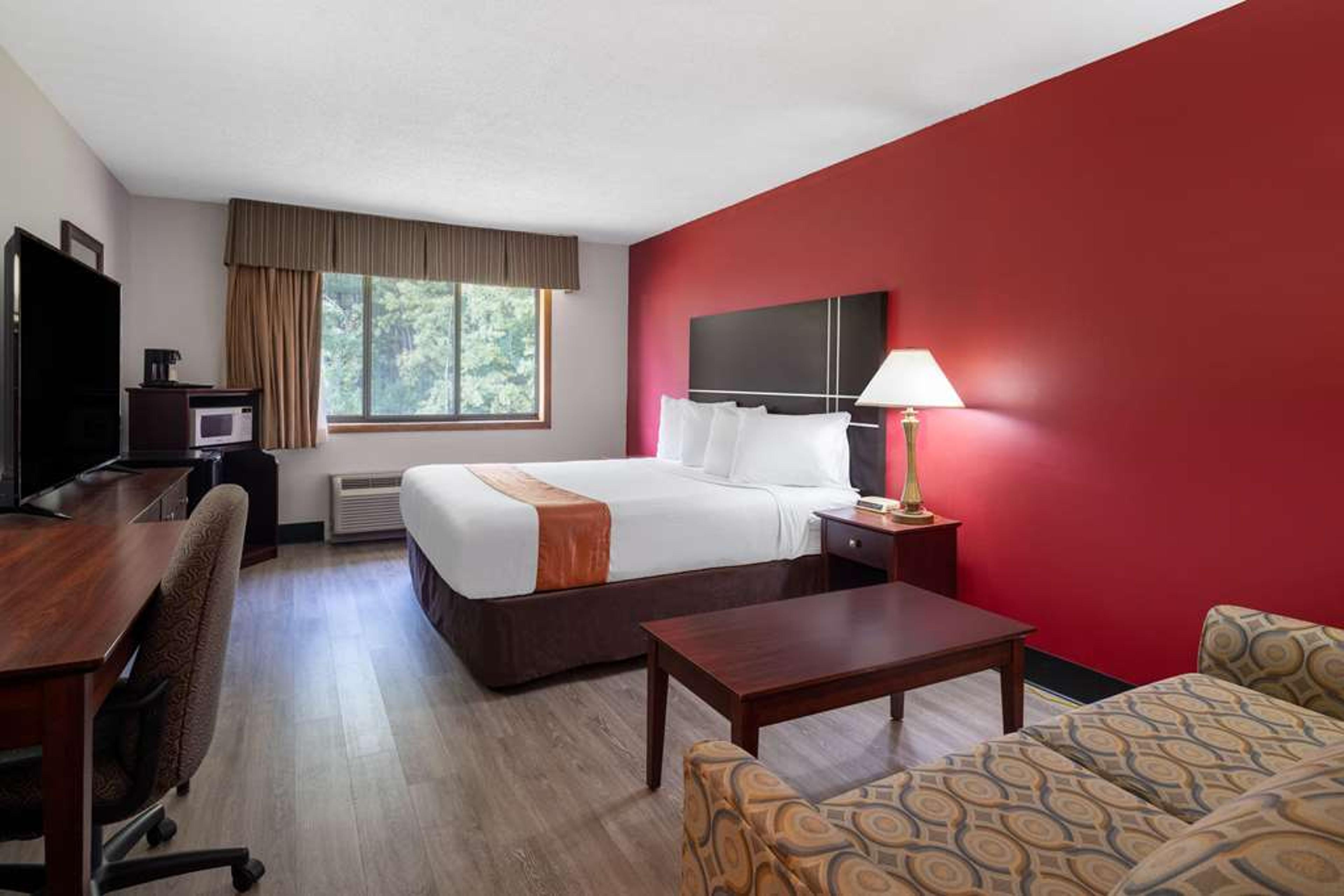 TRAVELODGE BY WYNDHAM MERRILL