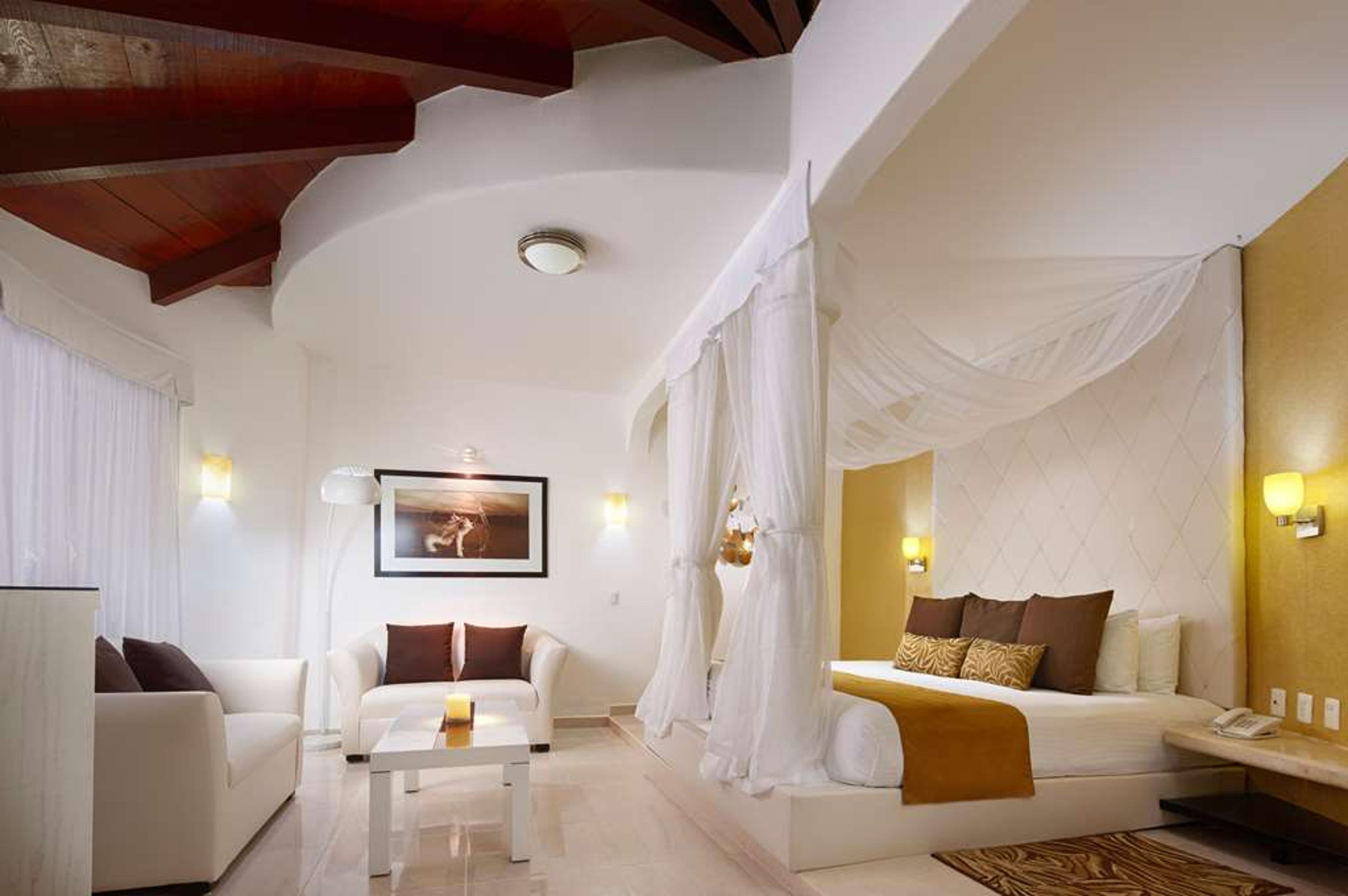 DESIRE RIVIERA MAYA RESORT