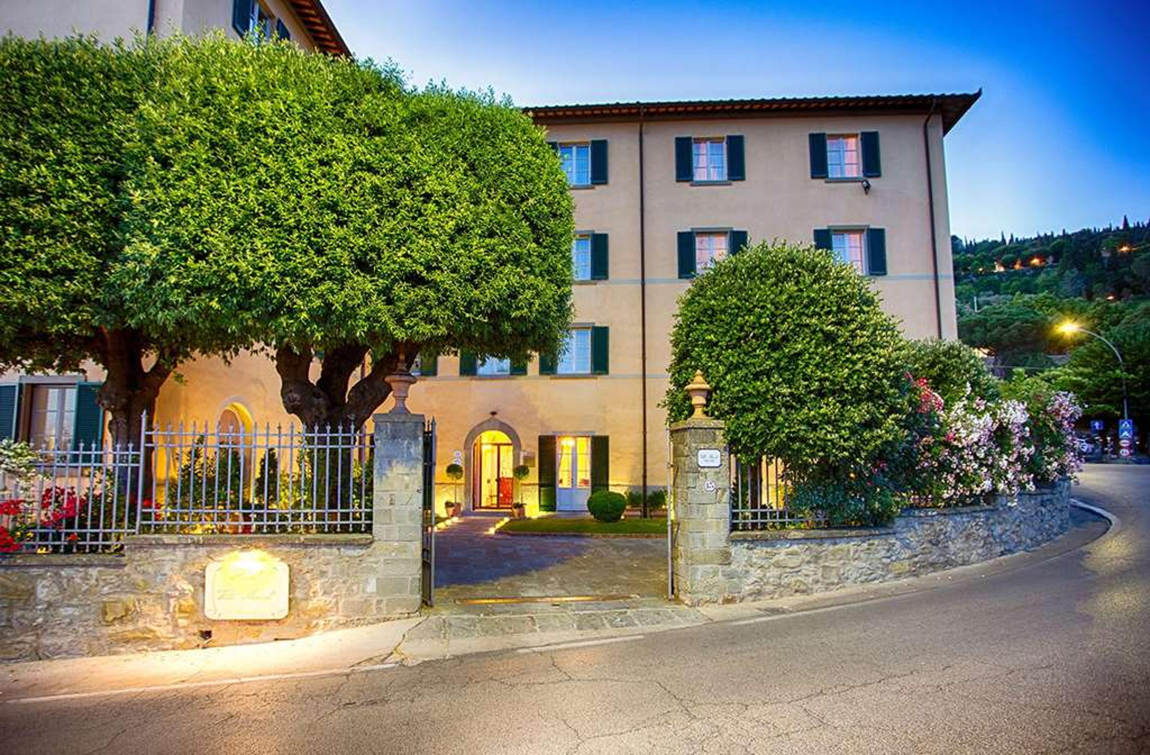 HOTEL VILLA MARSILI