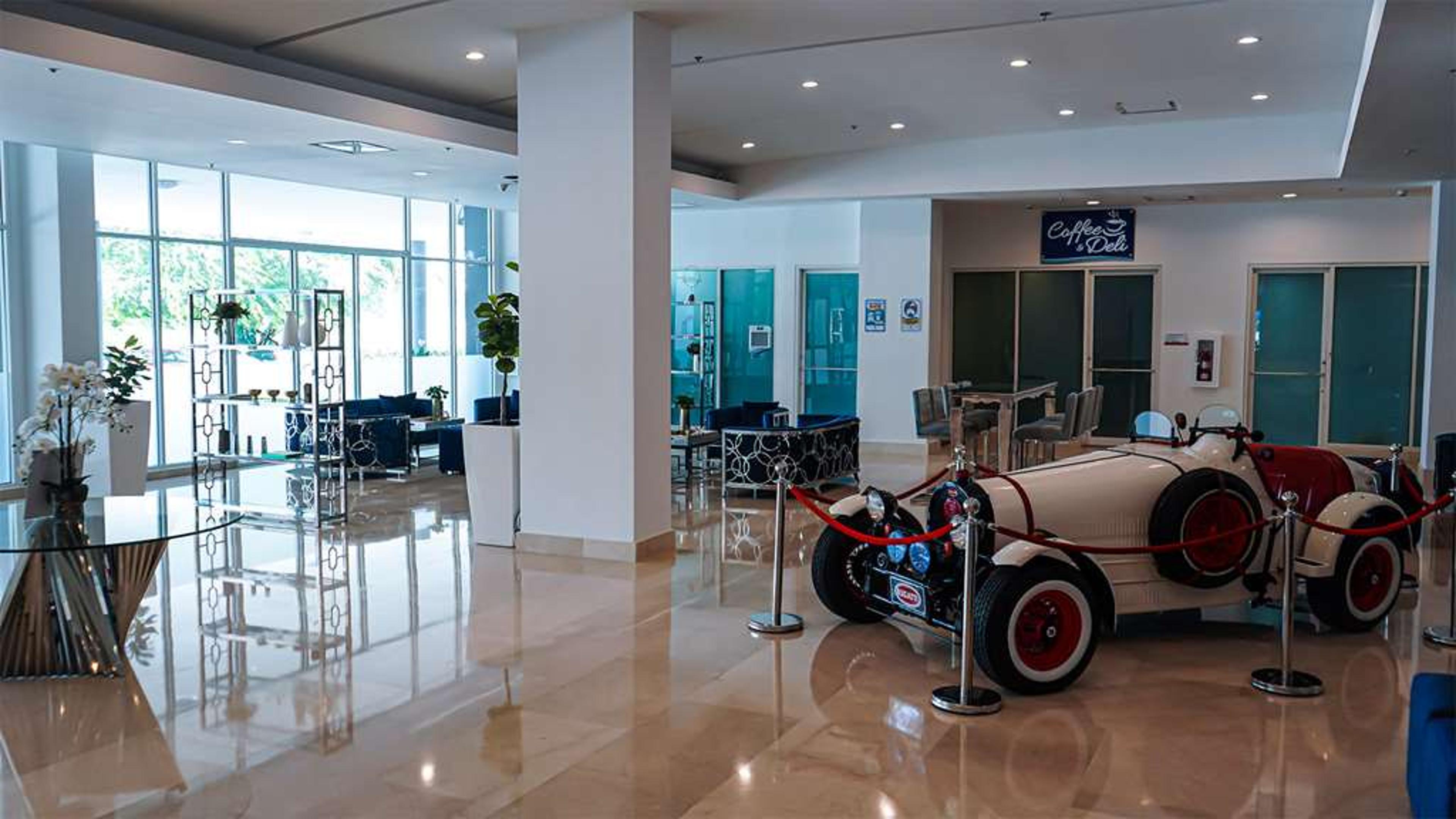 Costa Bahia Hotel and Convention Center