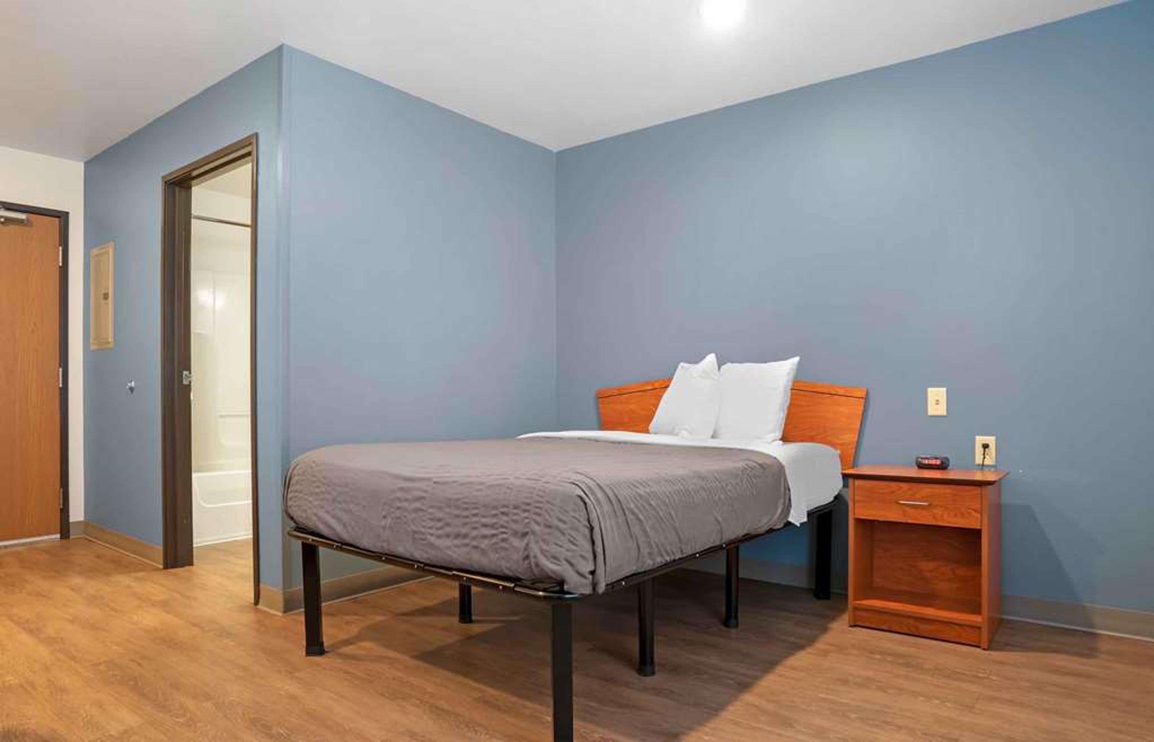 EXTENDED STAY AMERICA SELECT