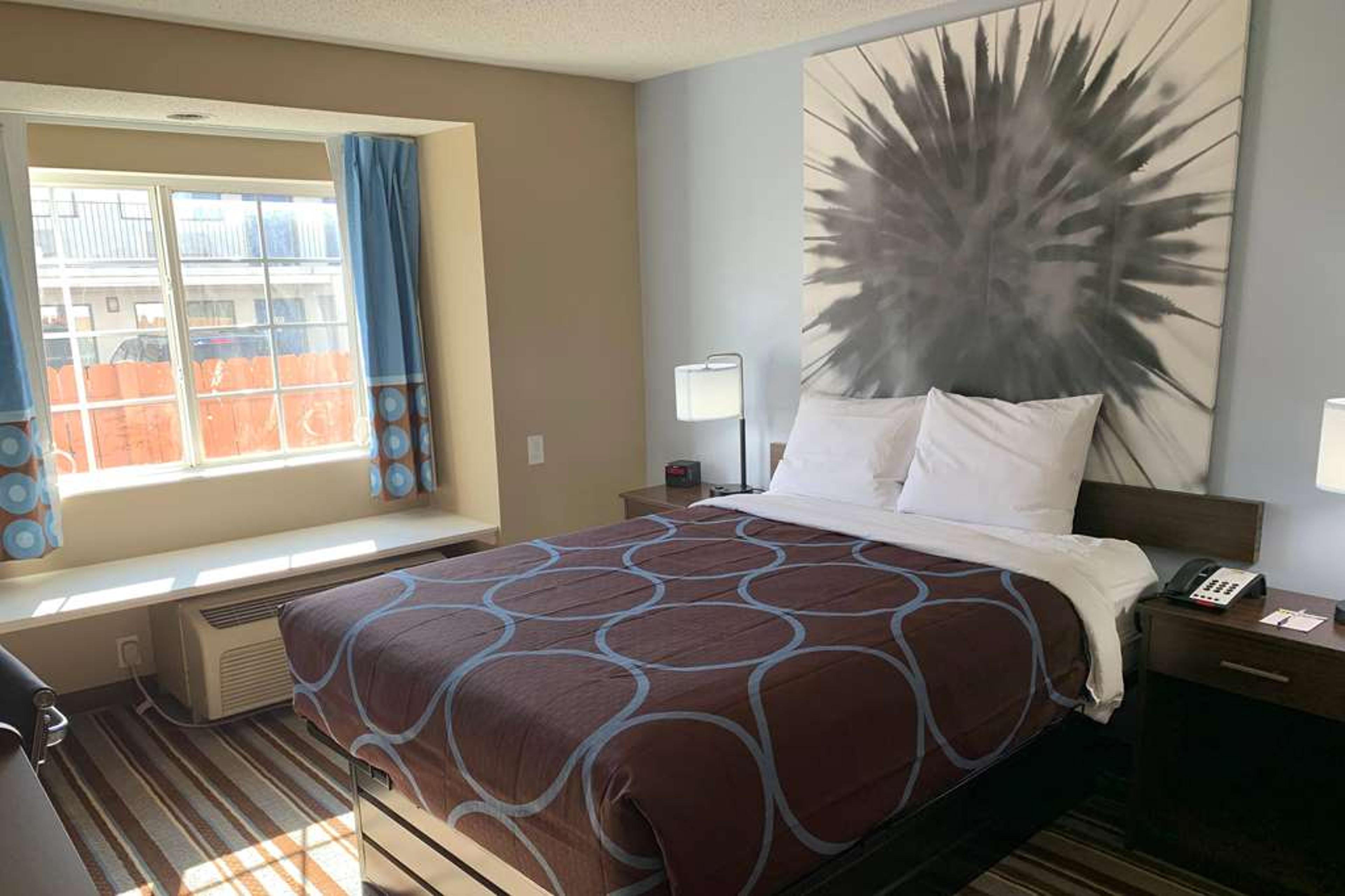 SUPER 8 BY WYNDHAM JOLIET