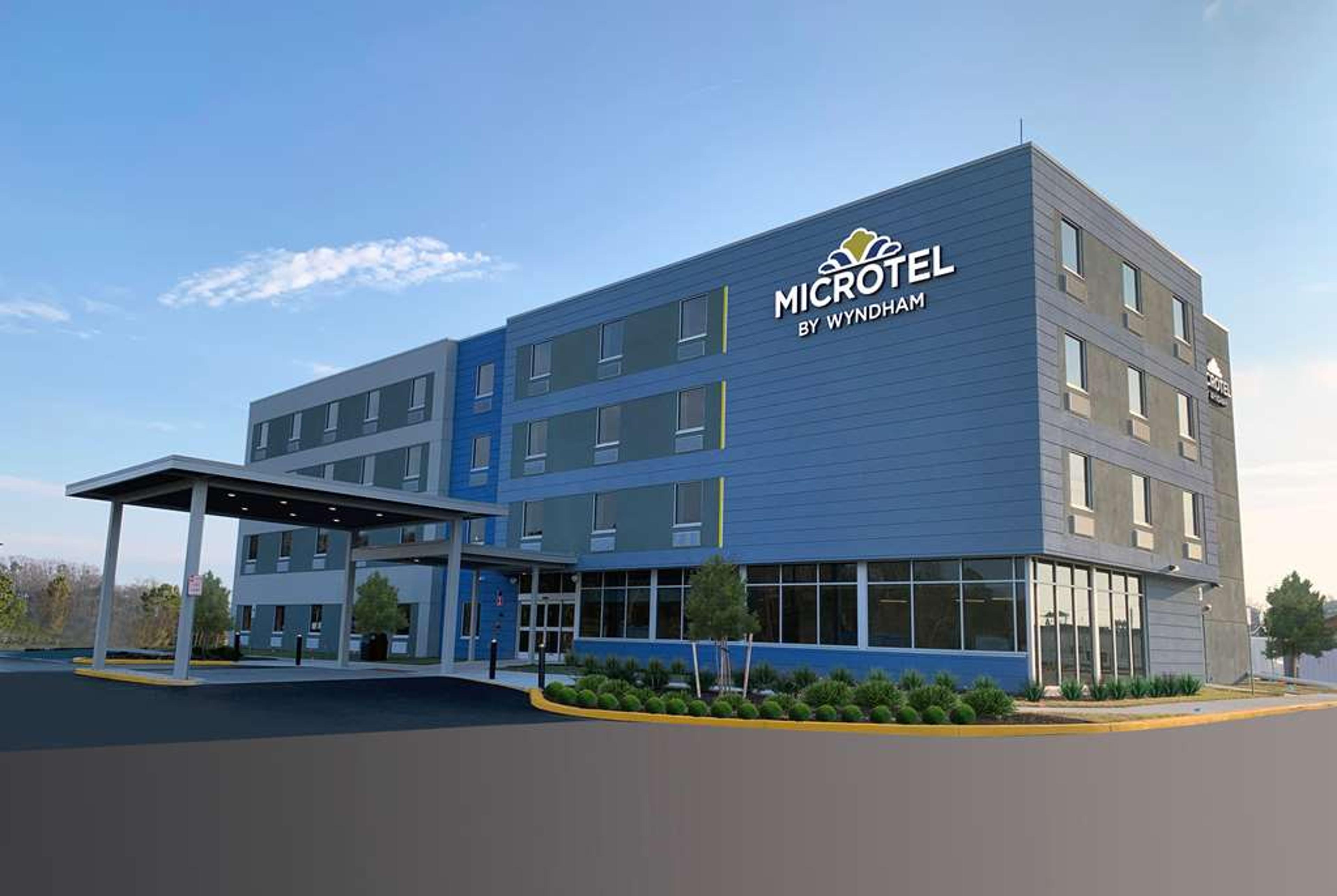 MICROTEL INN & SUITES BY WYNDHAM RE