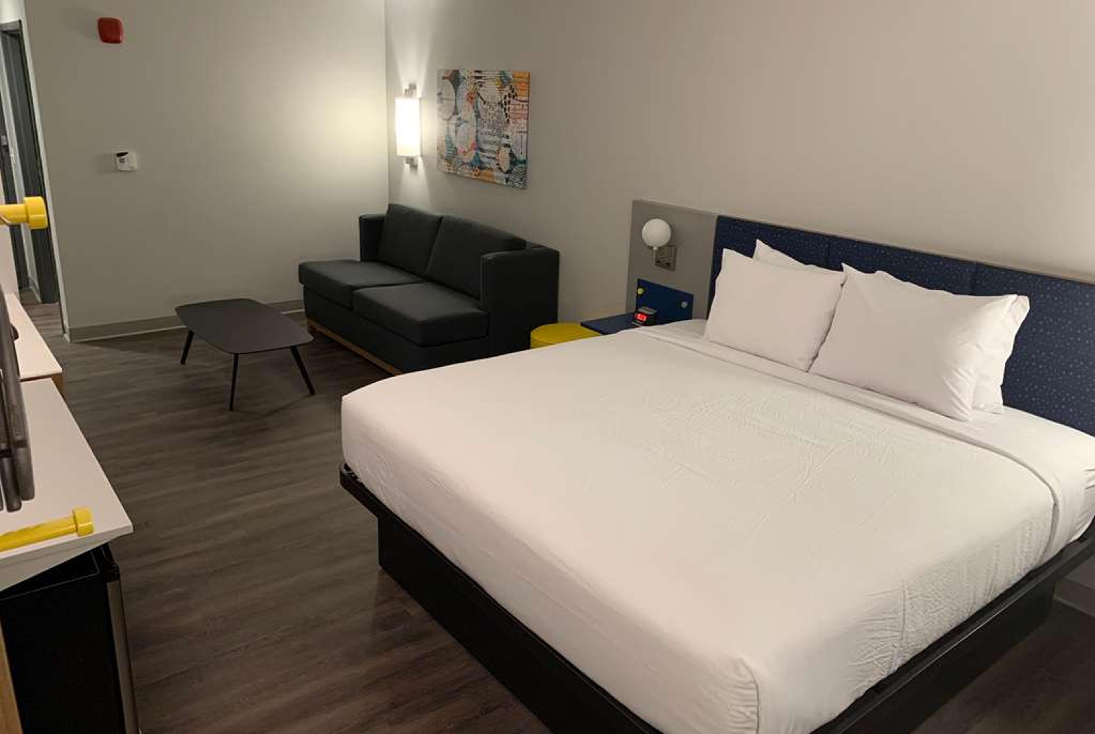 MICROTEL INN & SUITES BY WYNDHAM RE