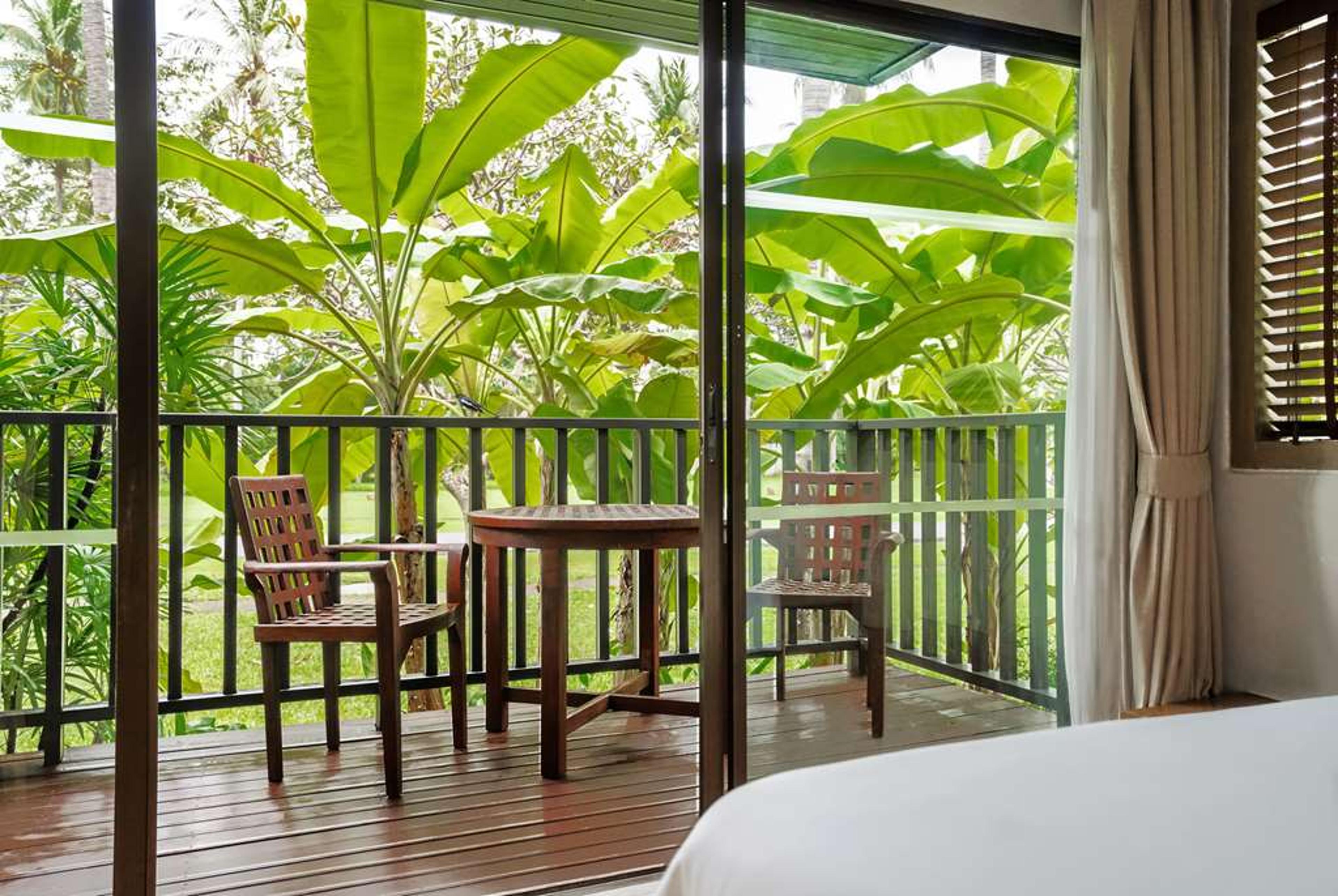 WYNDHAM HUA HIN PRANBURI RESORT & V