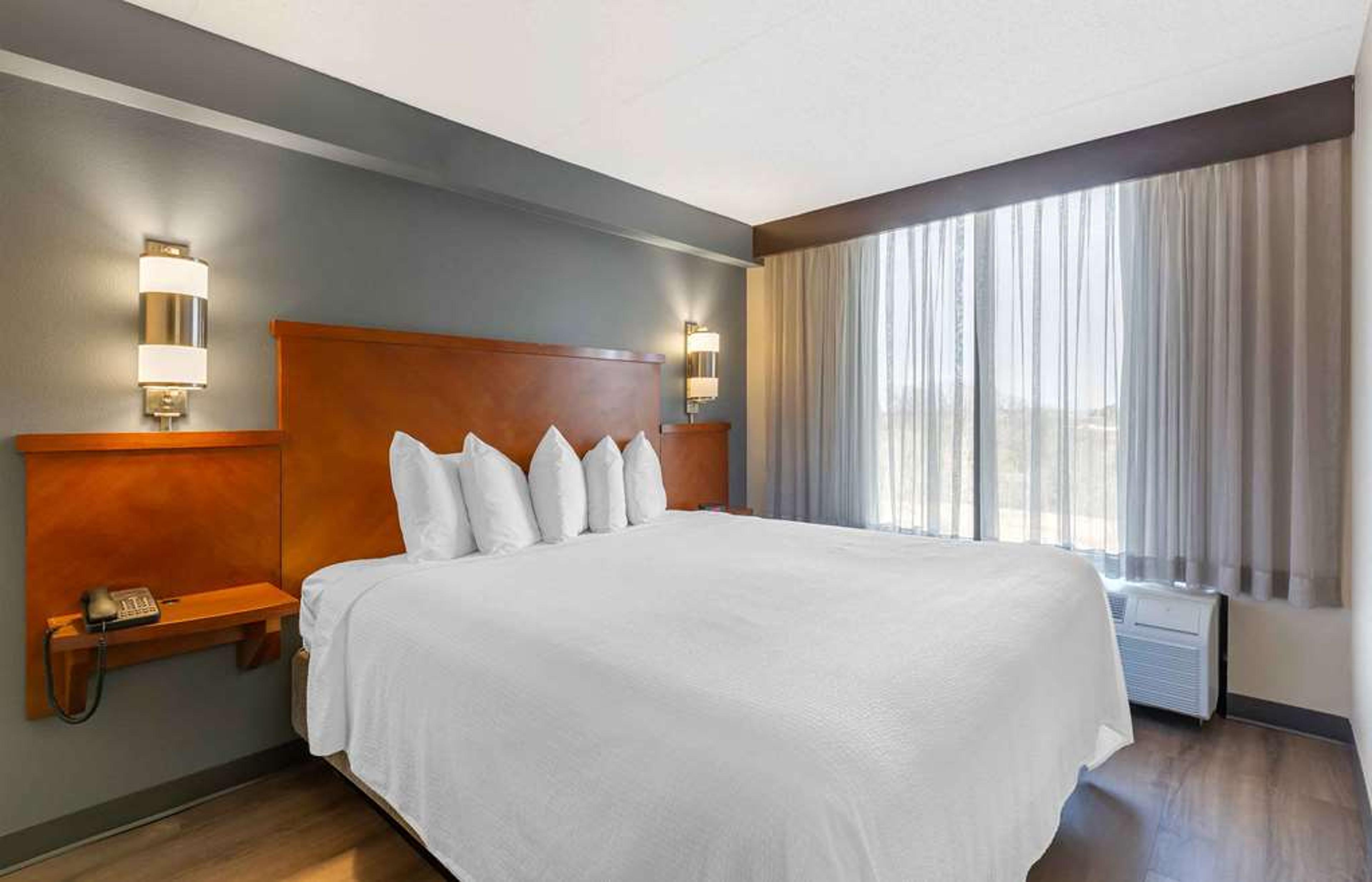 EXTENDED STAY AMERICA PREMIER