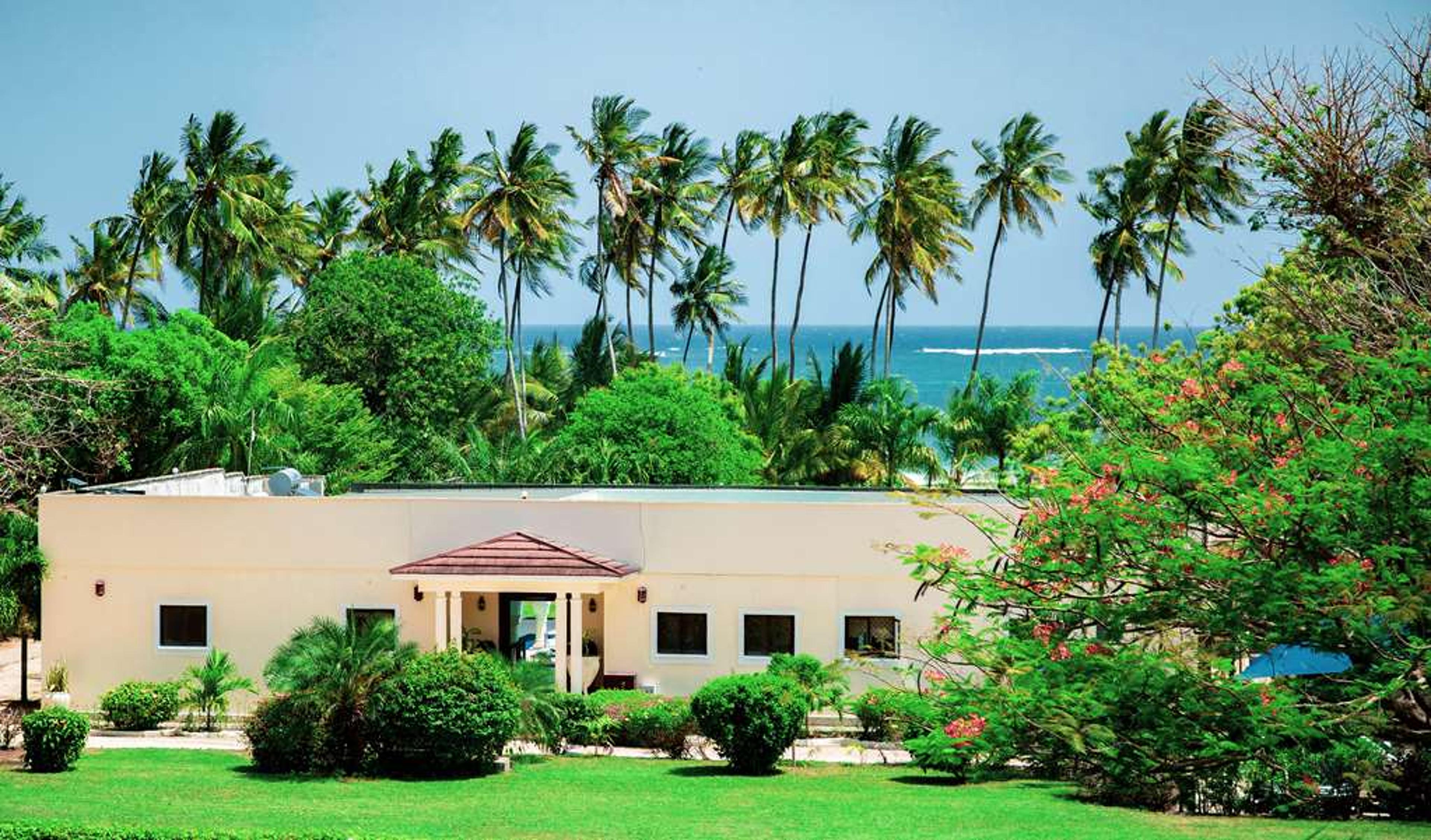MZIMA BEACH RESORT