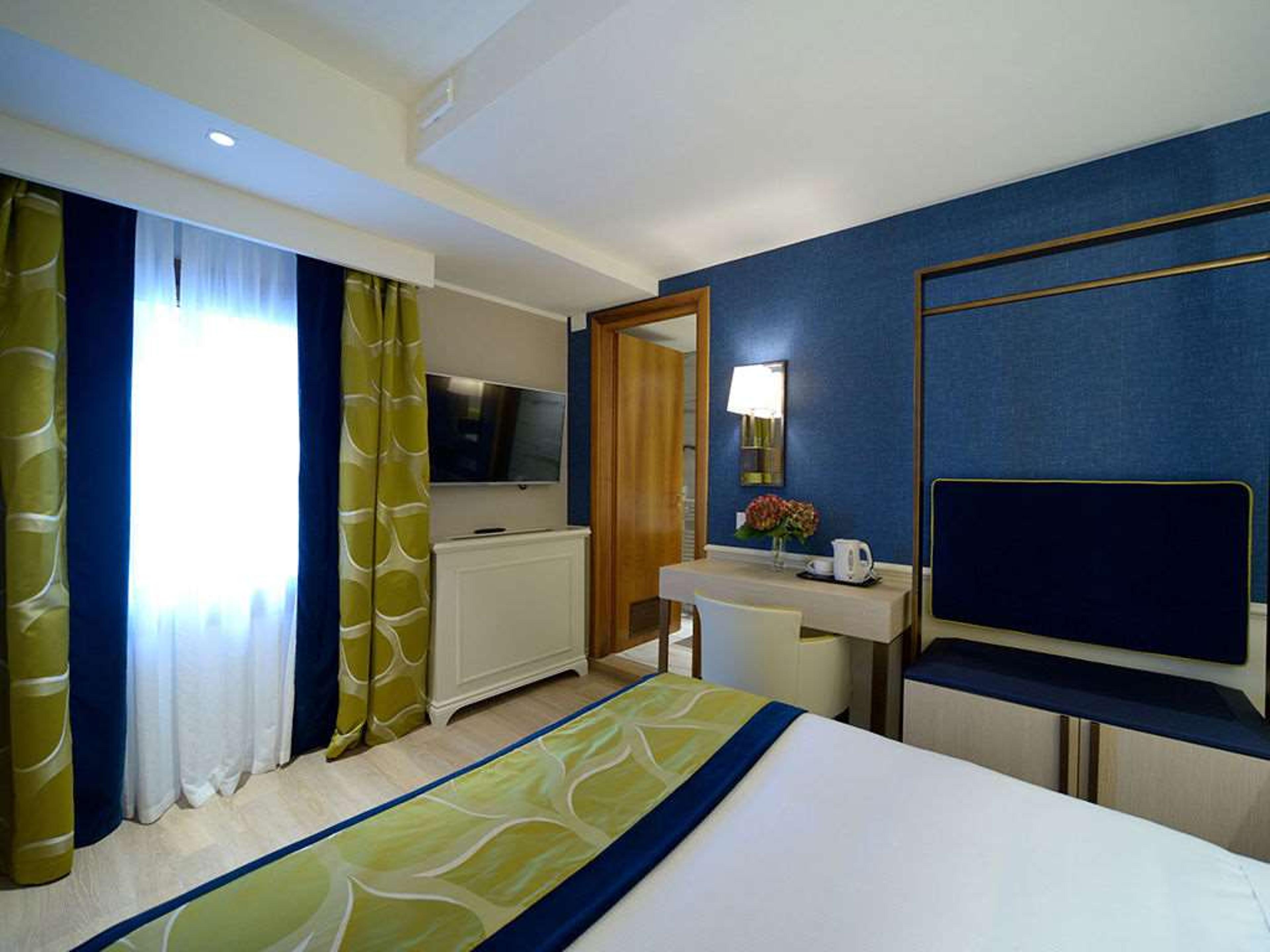 HOTEL CANON D ORO