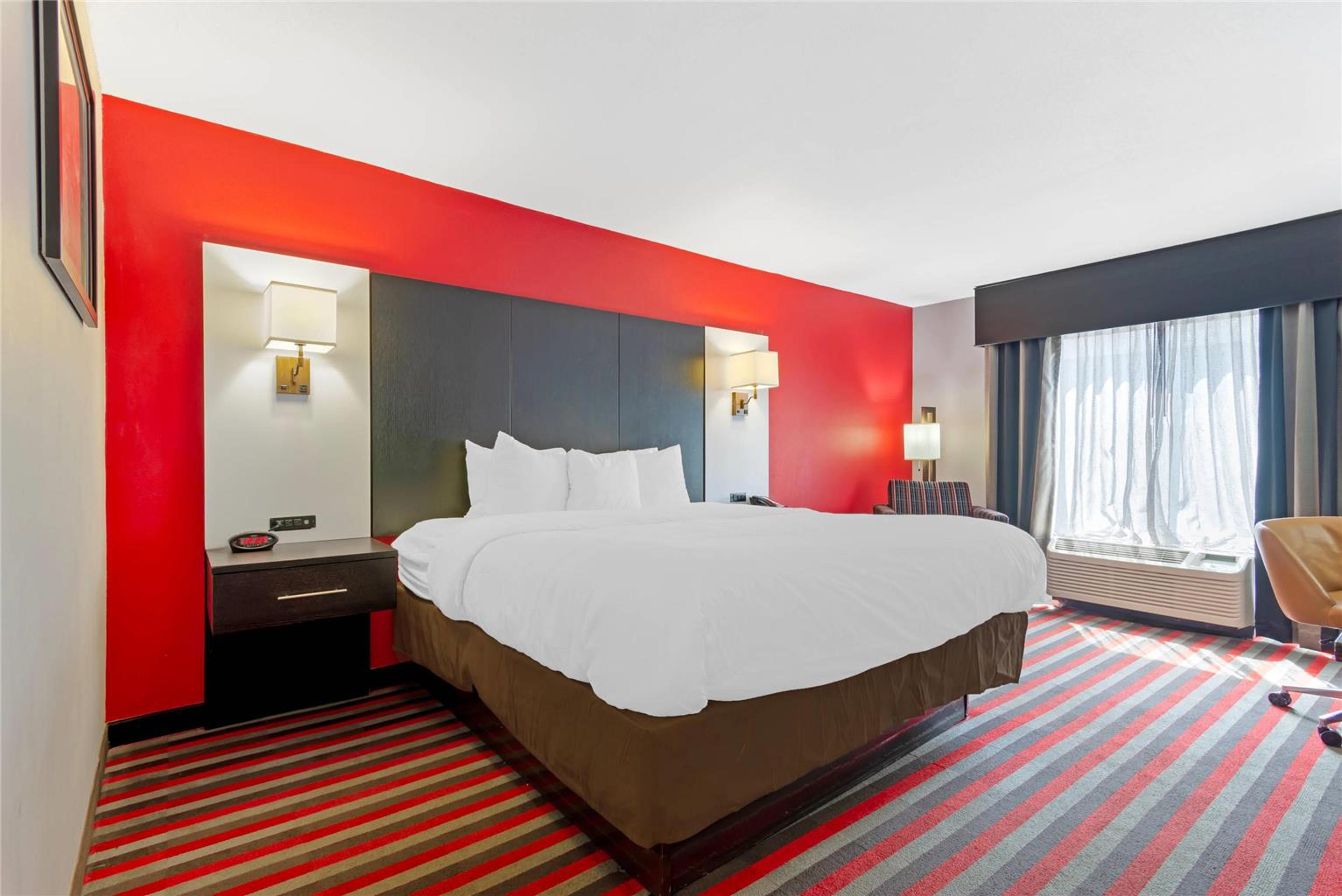 COMFORT INN AND SUITES CARROLLTON