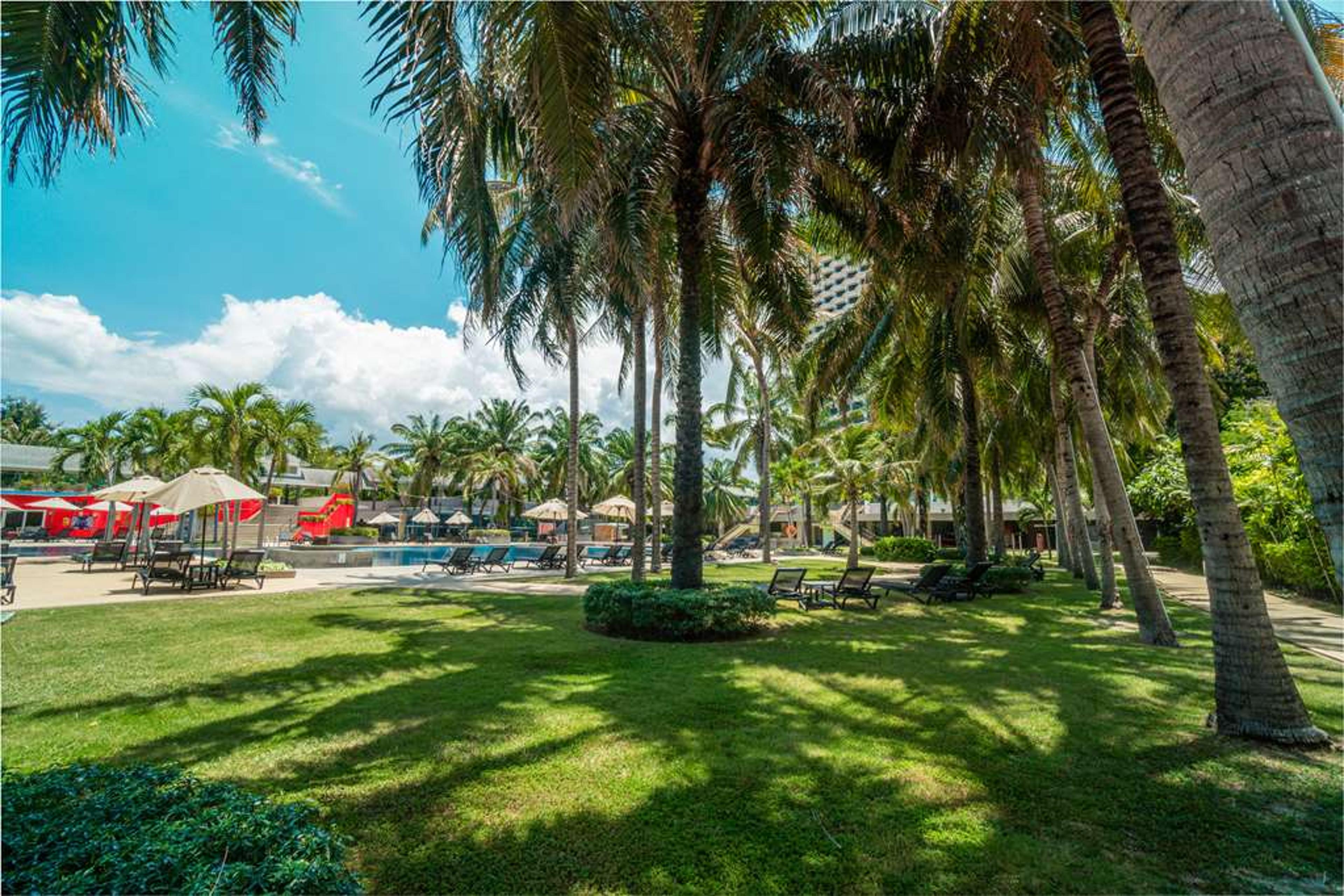RADISSON RESORT & SPA HUA HIN