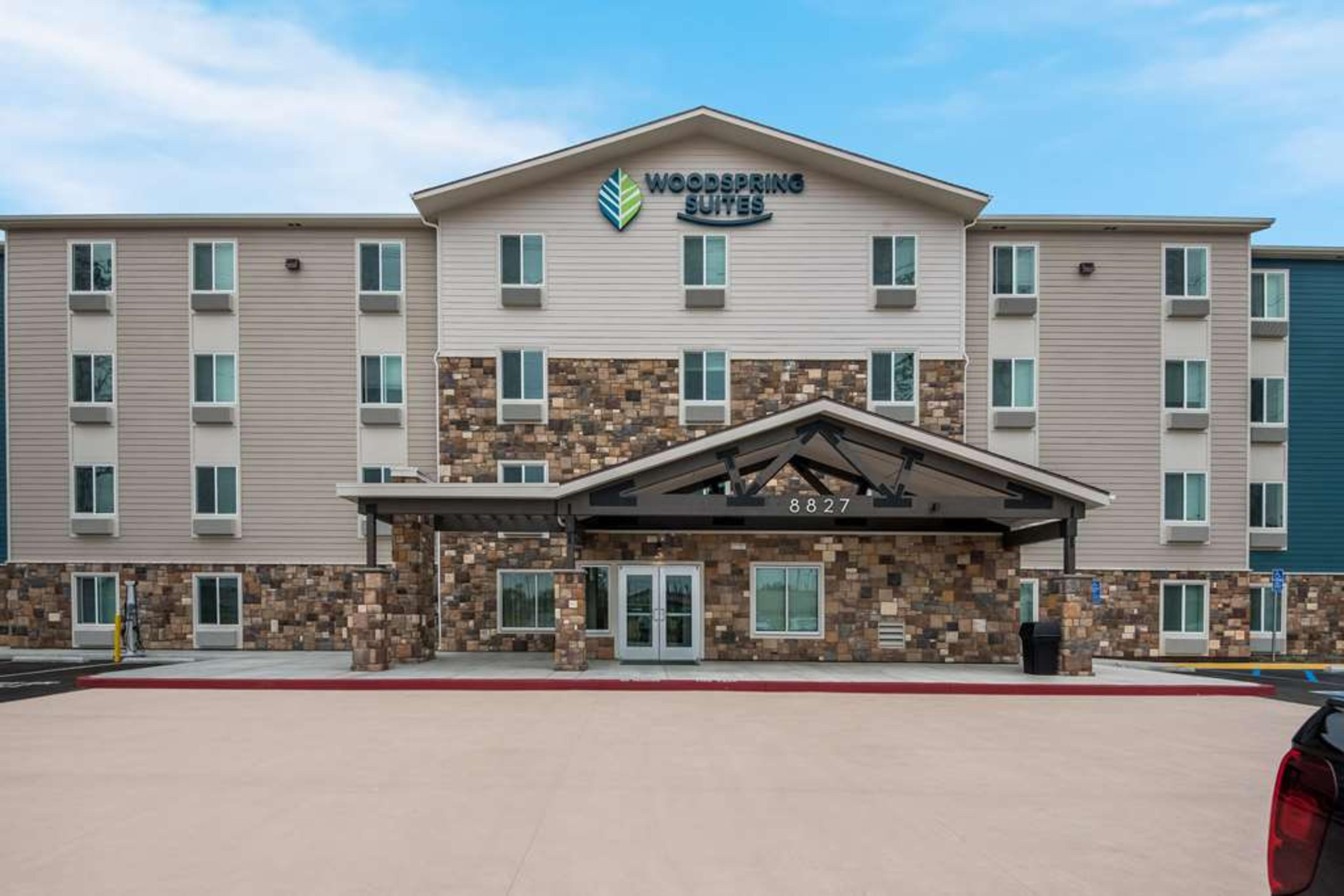 WOODSPRING SUITES BELLFLOWER - LOS