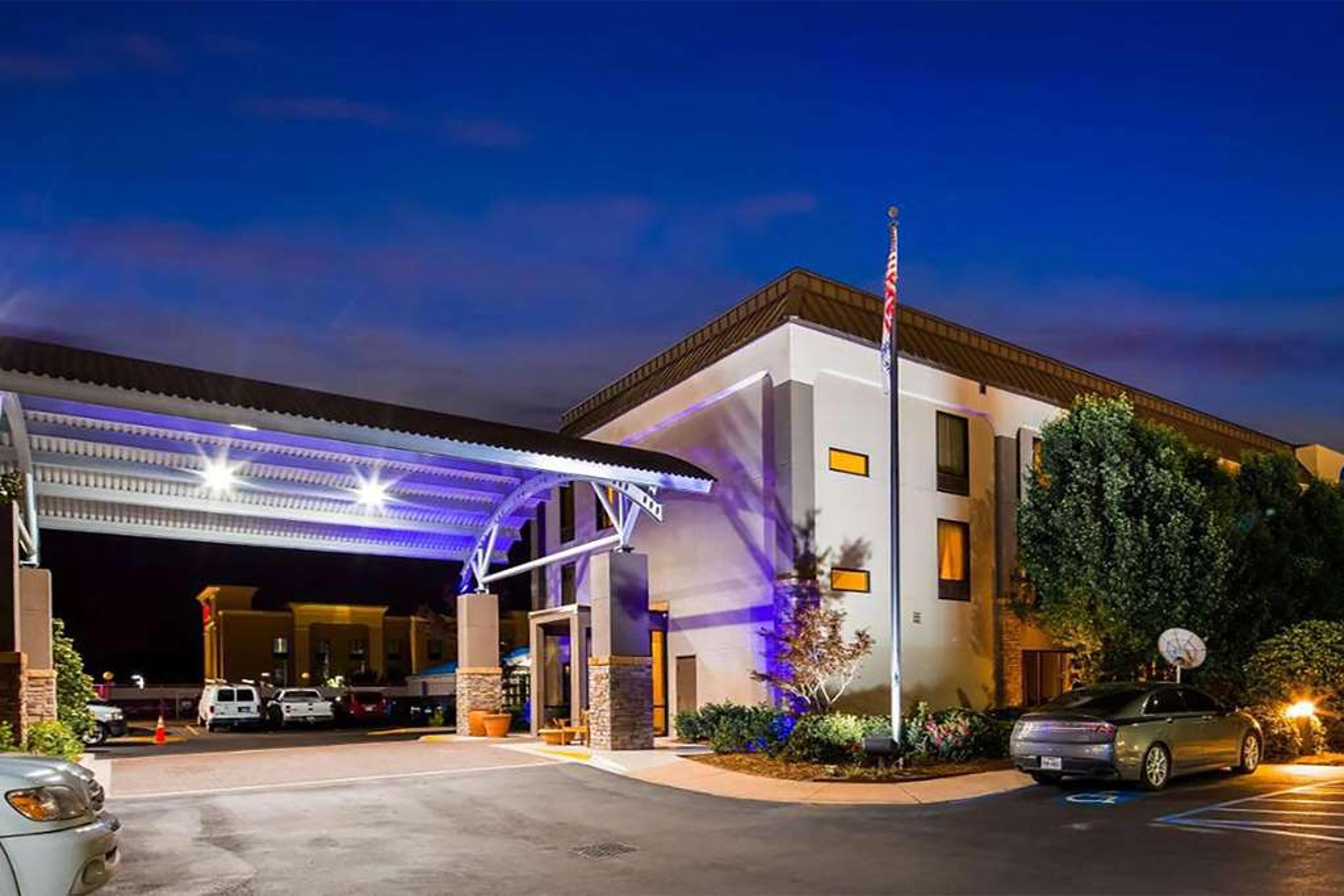 DAYS INN BY WYNDHAM LAUREL MS