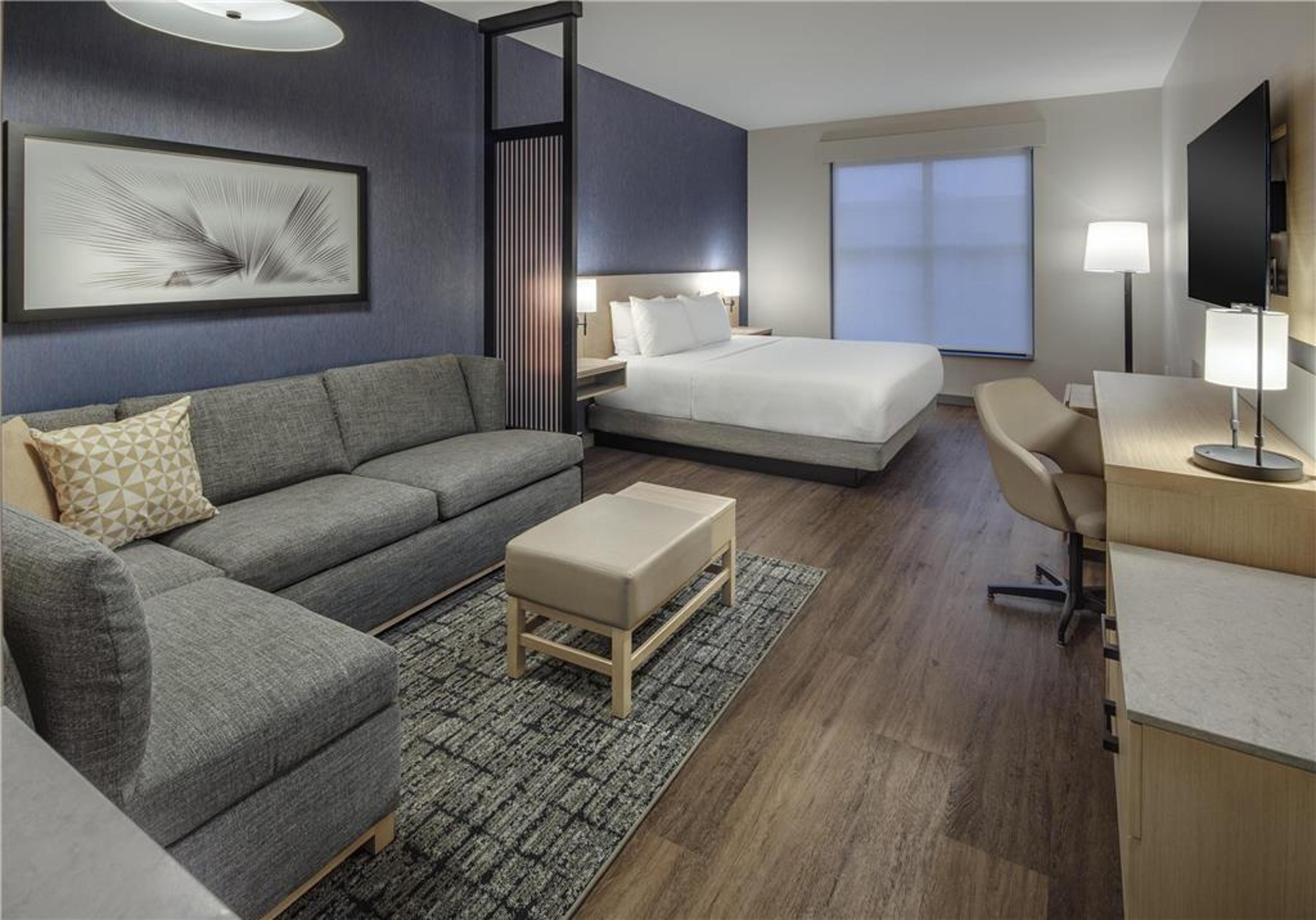 Hyatt Place Newark / Main Street
