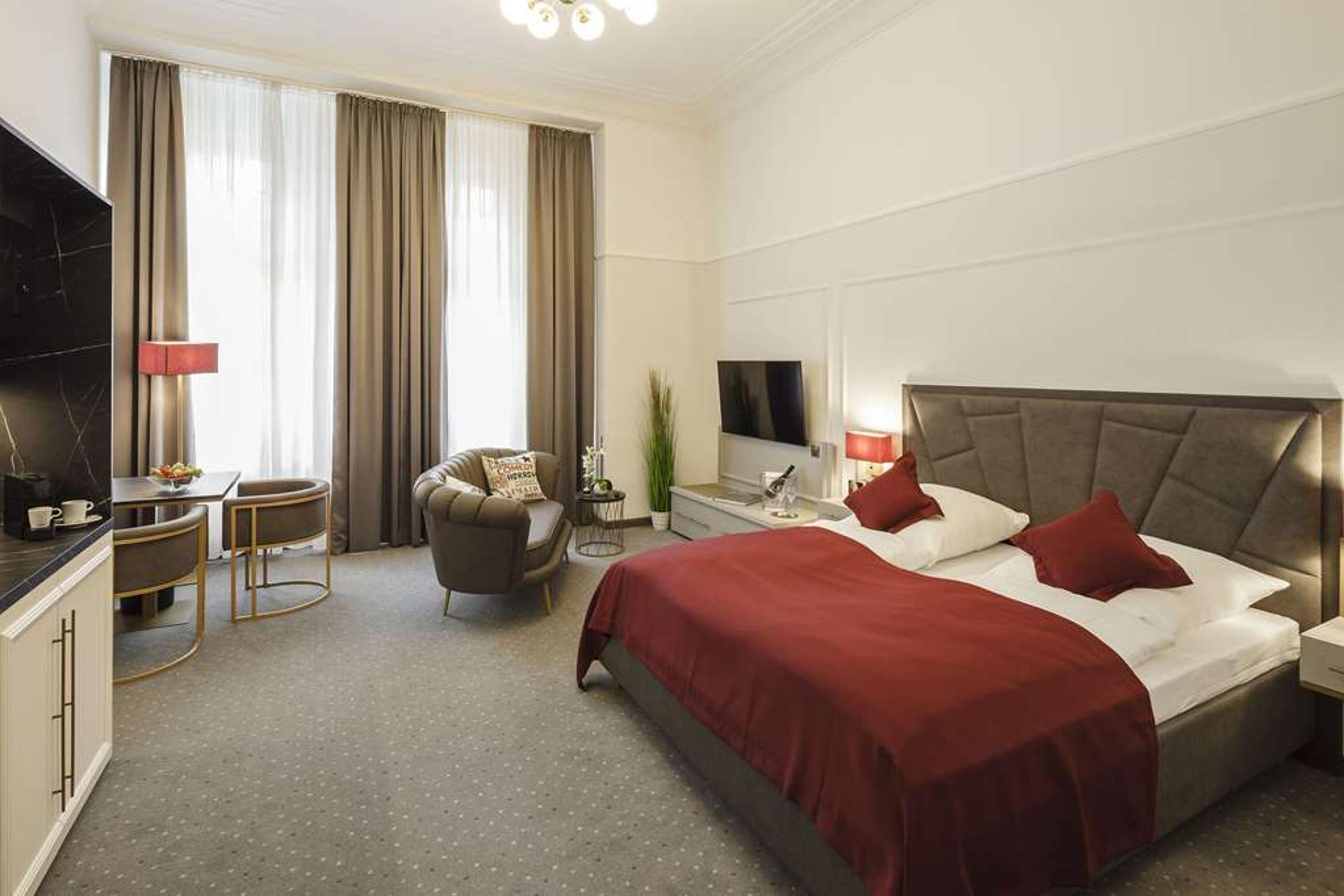 STAR APART HANSA HOTEL