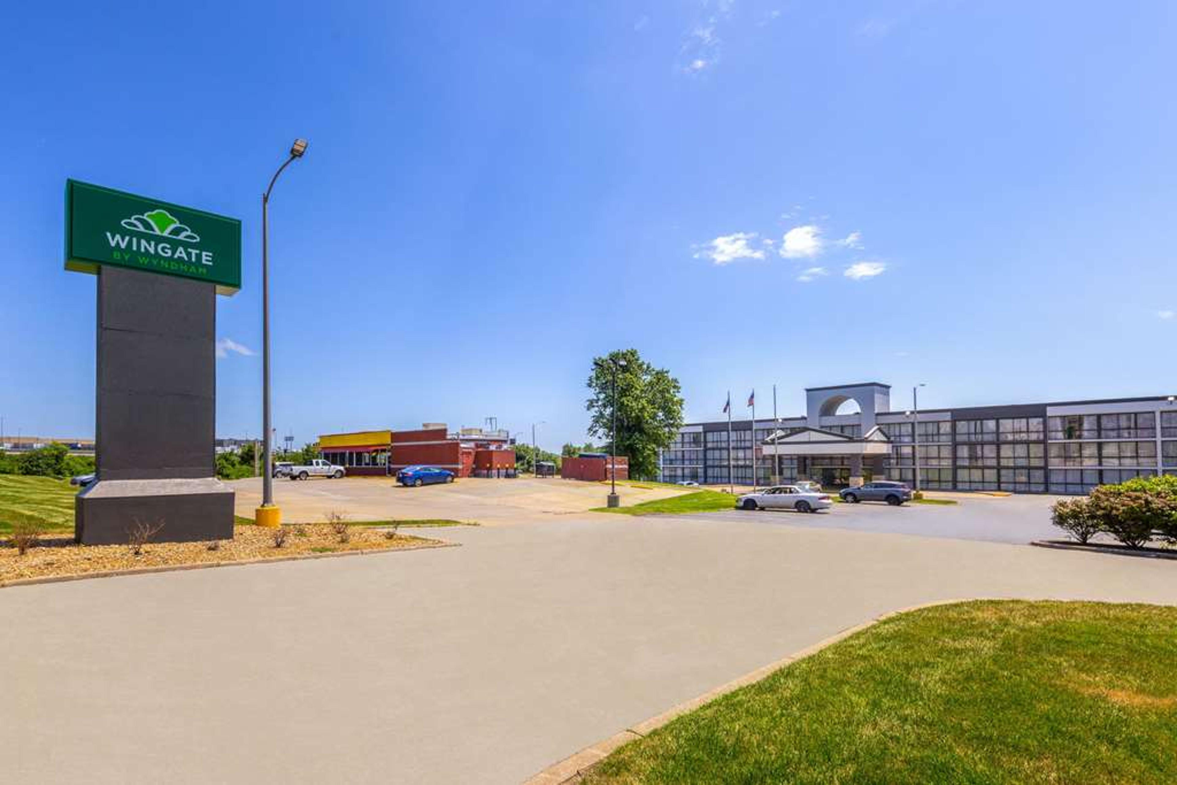 WINGATE BY WYNDHAM KANSAS CITY