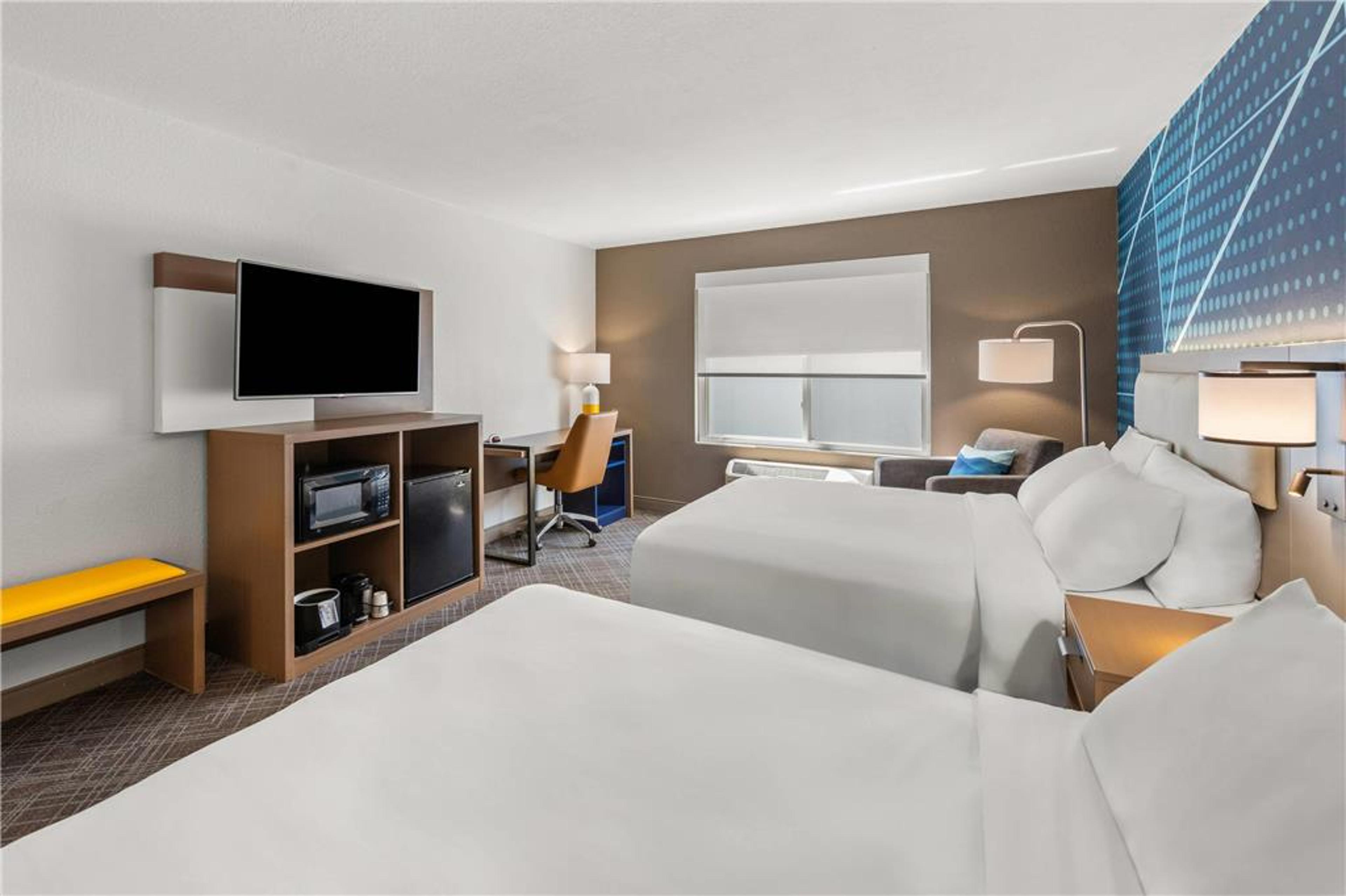 COMFORT INN AND SUITES OLATHE - KAN