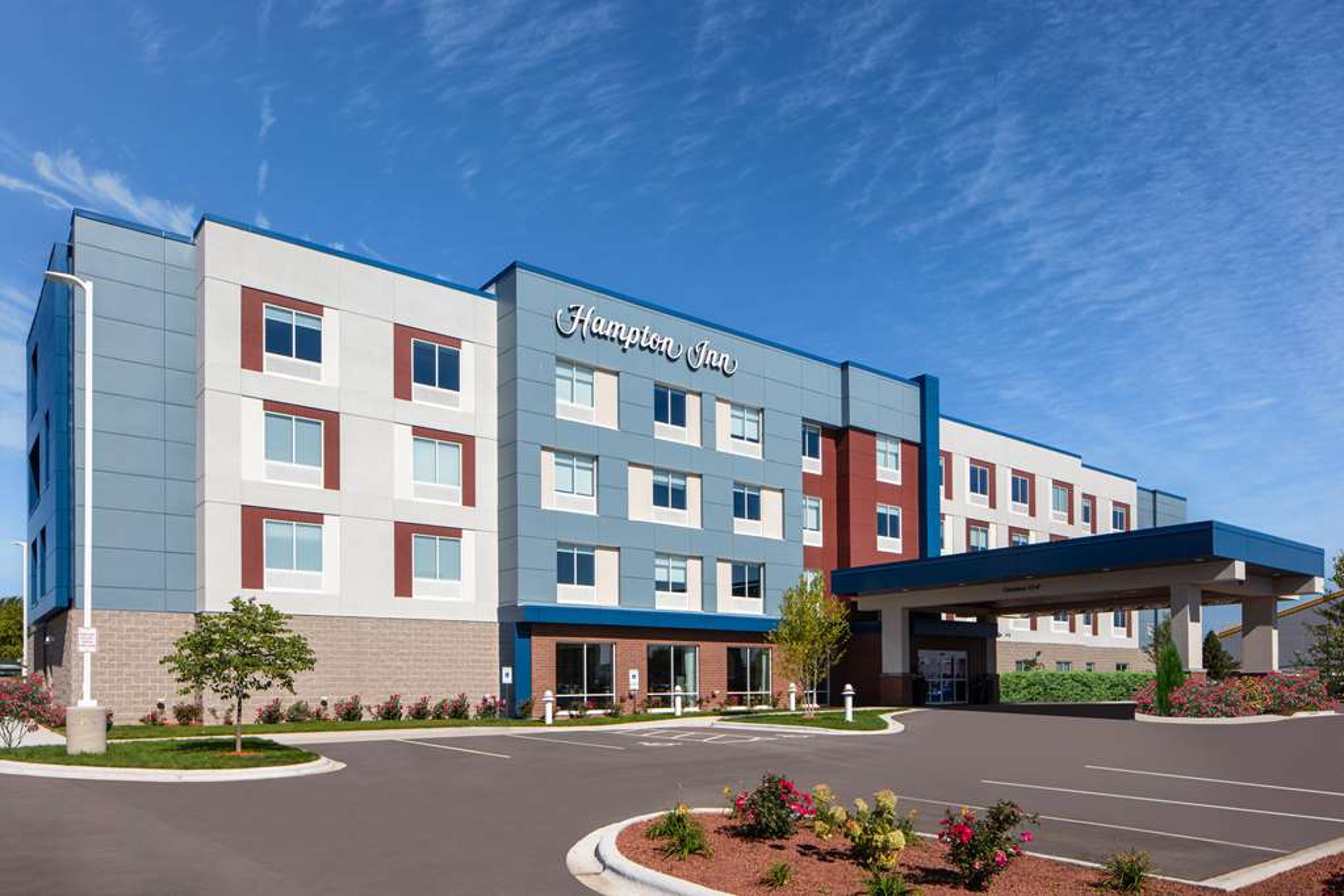 HAMPTON INN GREEN BAY STADIUM