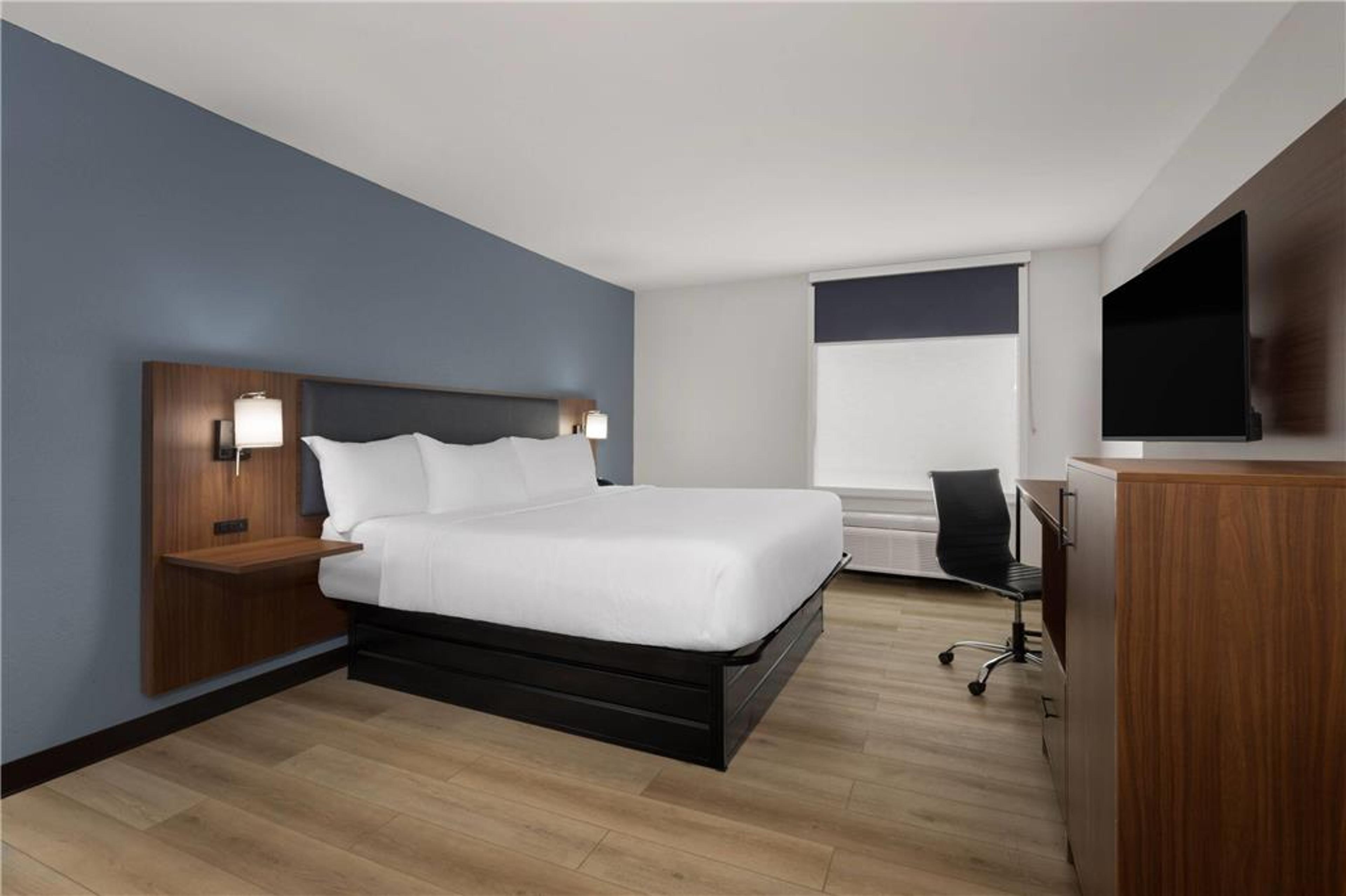 WINGATE BY WYNDHAM DUBLIN NEAR CLAY