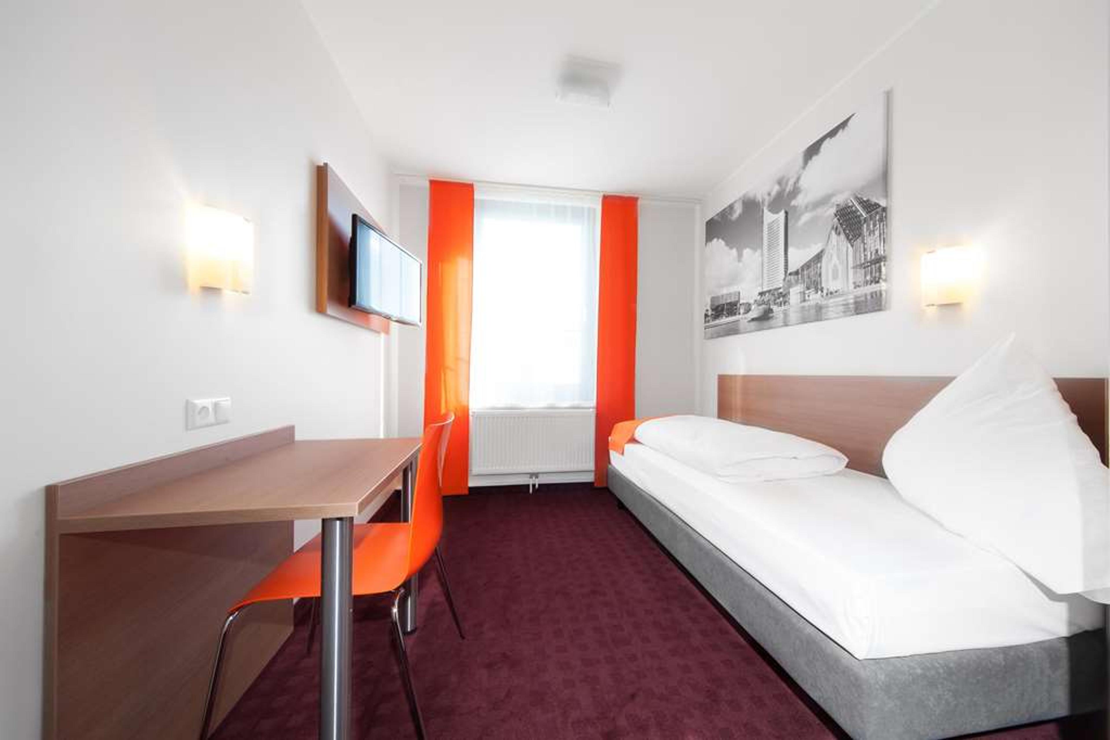 MCDREAMS HOTEL LEIPZIG CITY