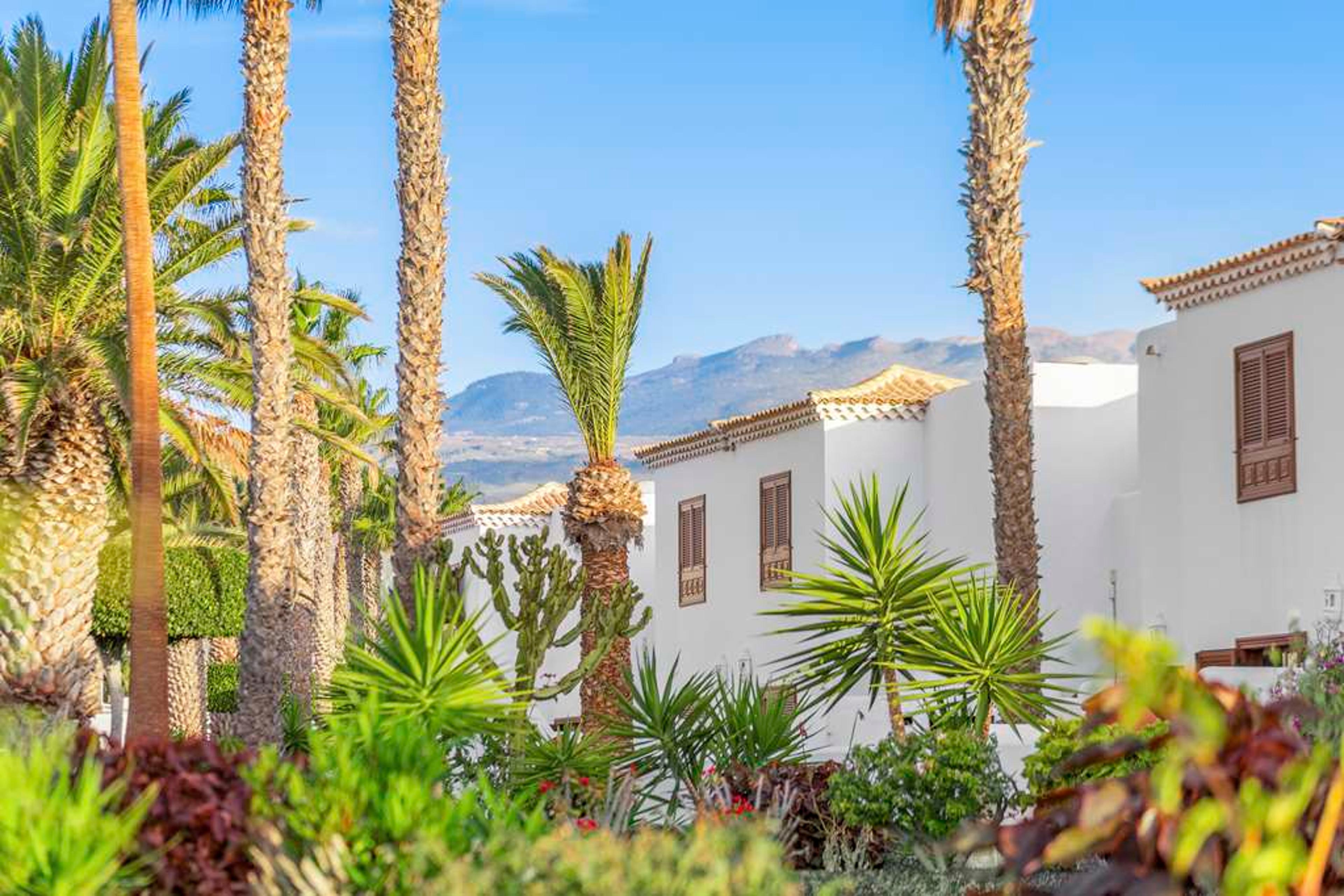 ROYAL TENERIFE COUNTRY CLUB