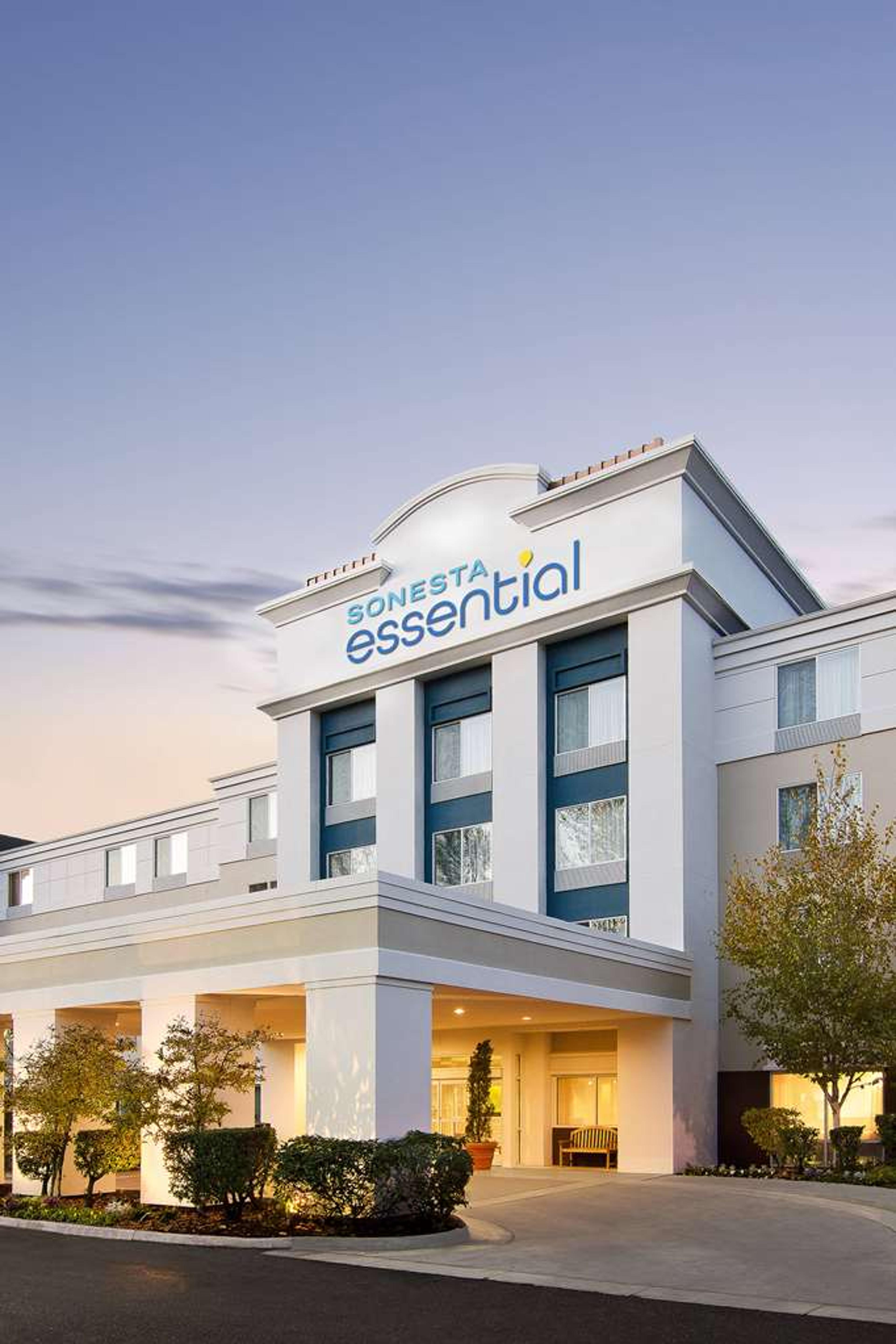 SONESTA ESSENTIAL AUGUSTA