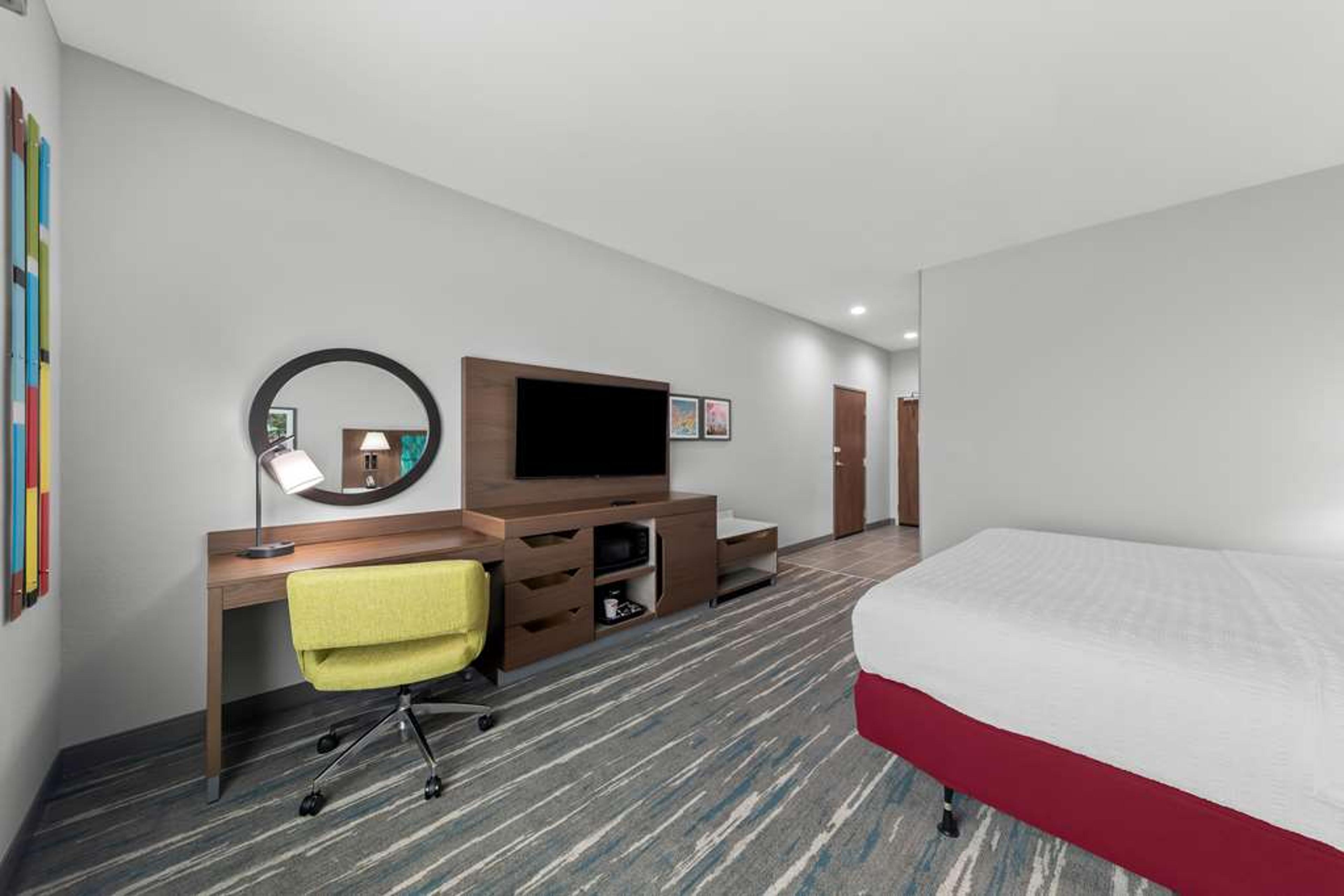 HAMPTON INN AND SUITES SHERMAN