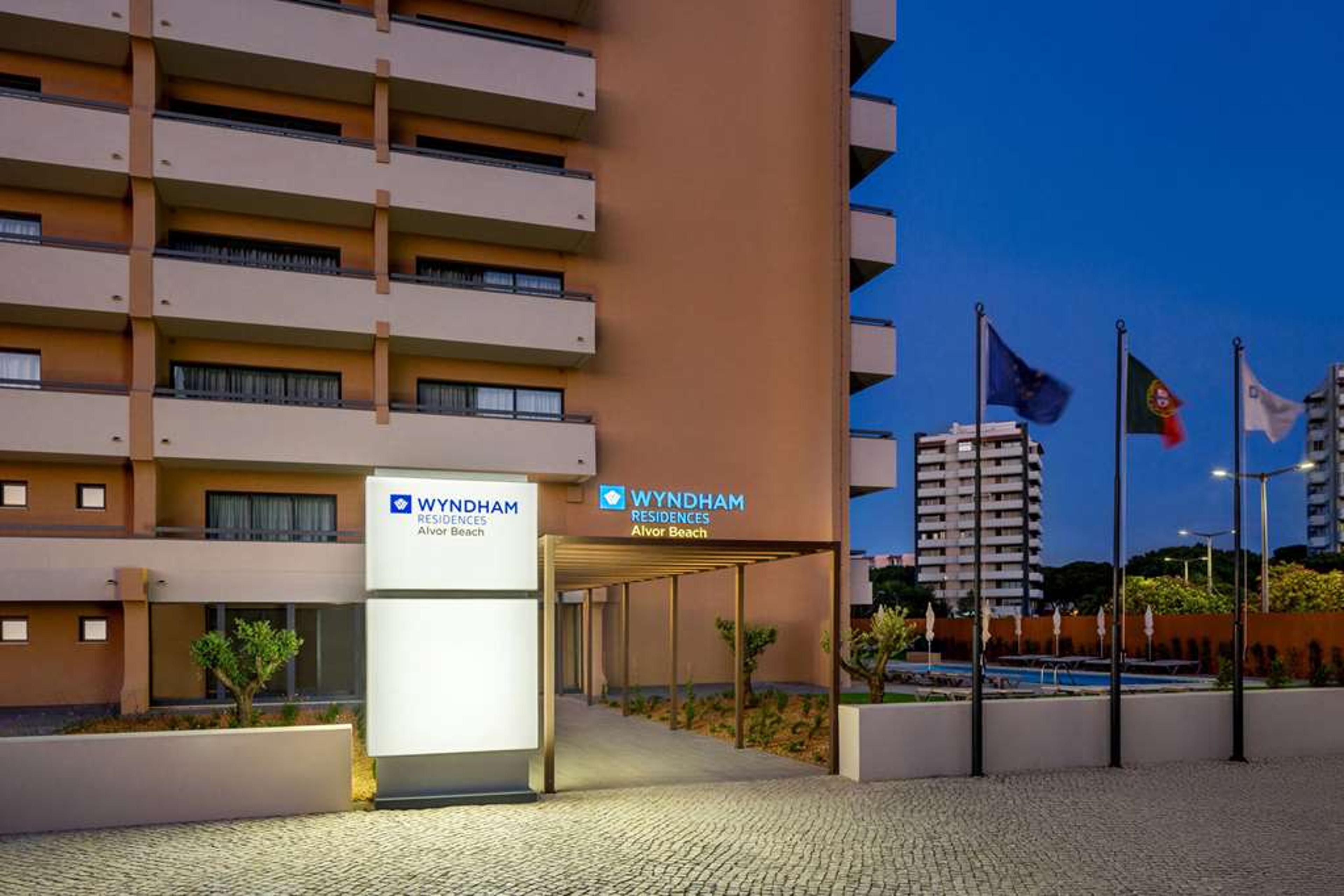 WYNDHAM RESIDENCES ALVOR BEACH