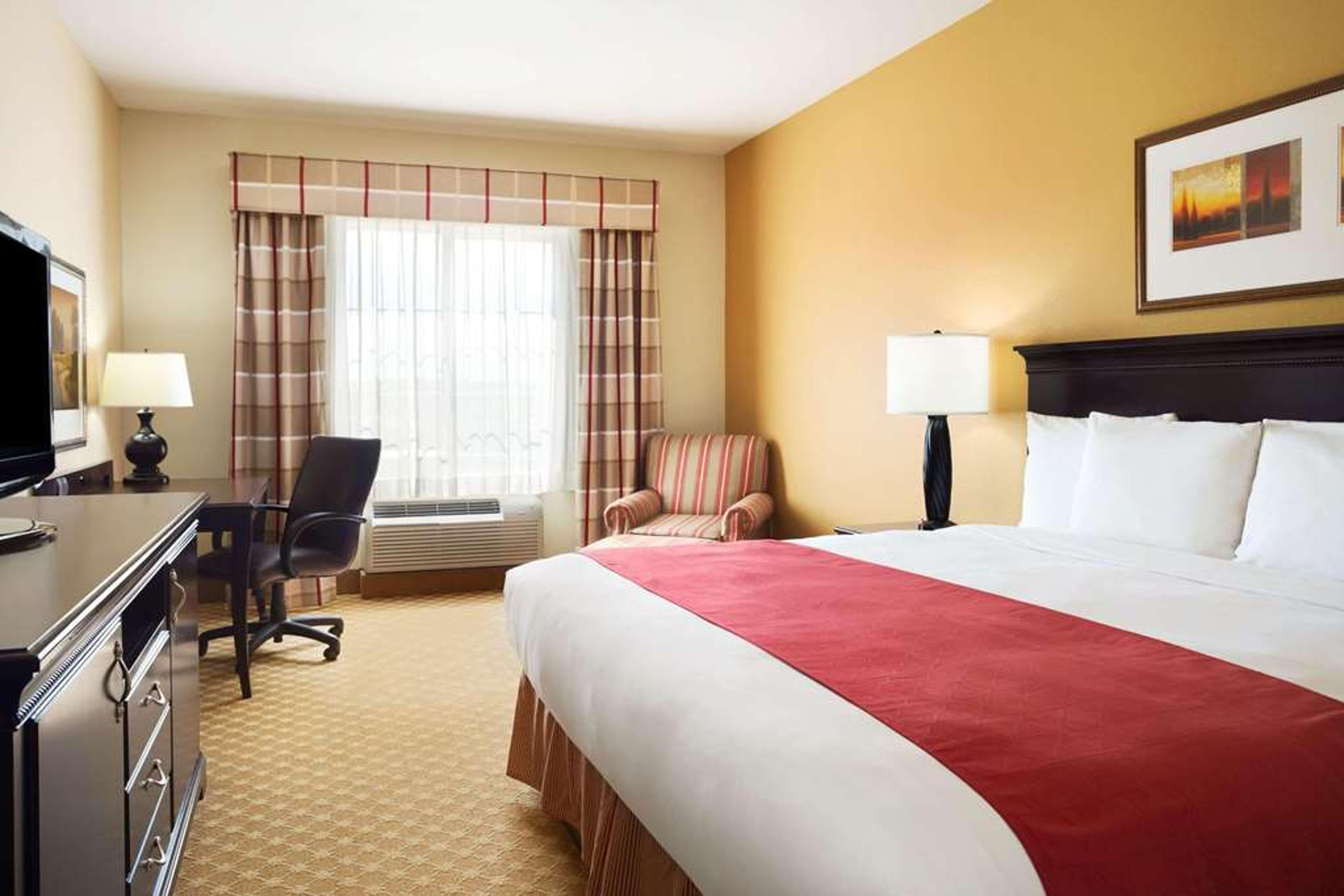 COUNTRY INN AND SUITES BY RADISSON