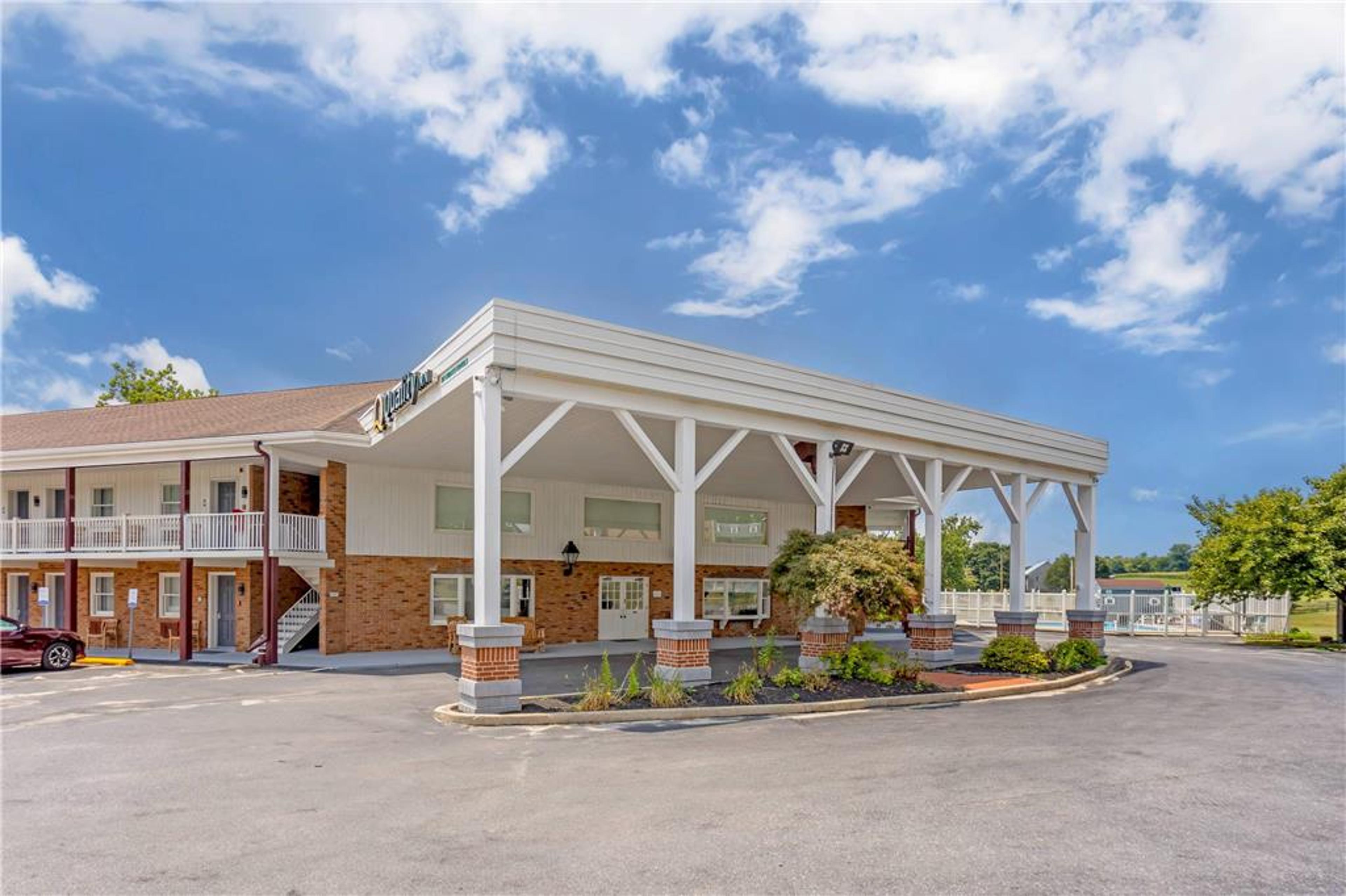 QUALITY INN SMOKETOWN