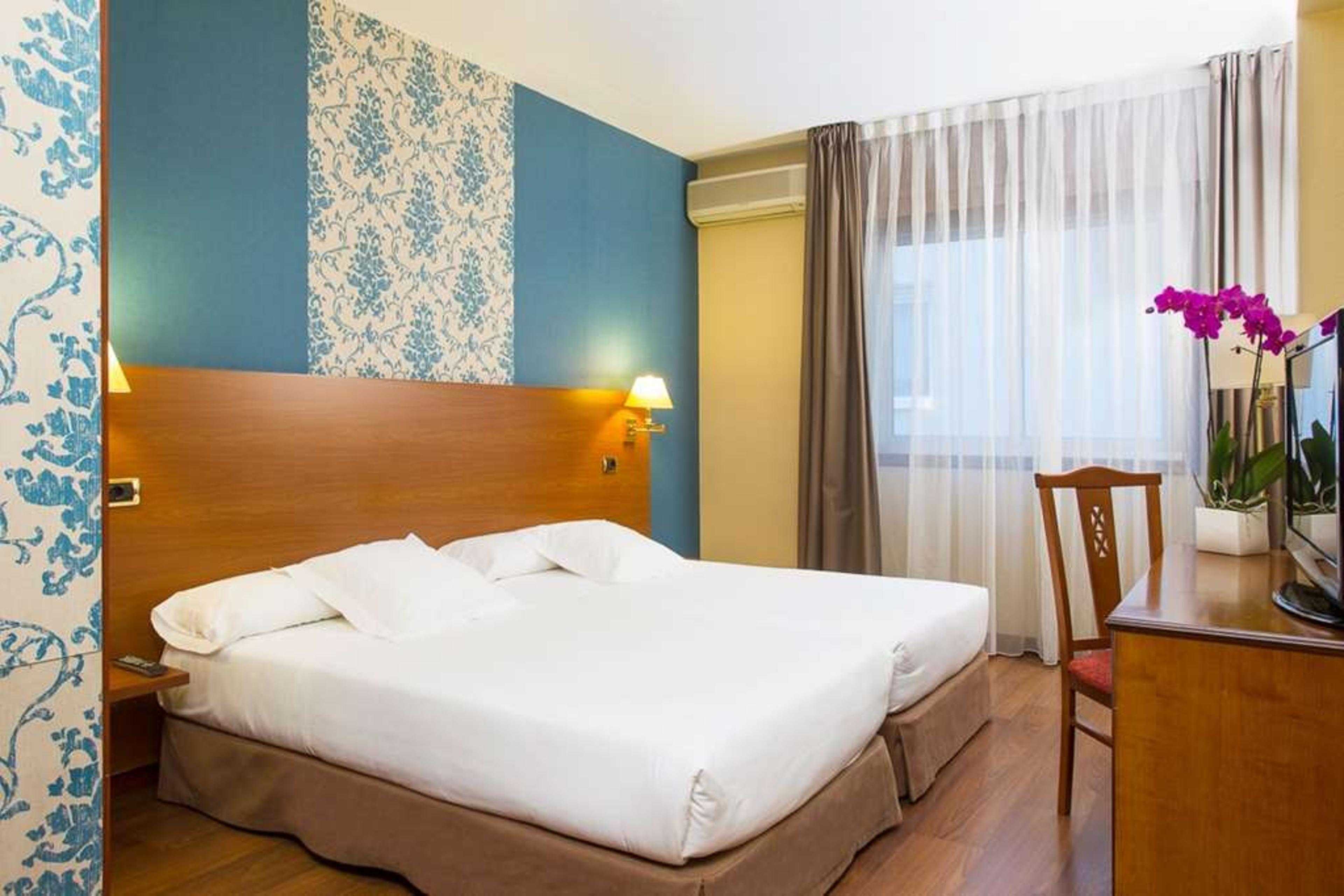 OCA IPANEMA HOTEL