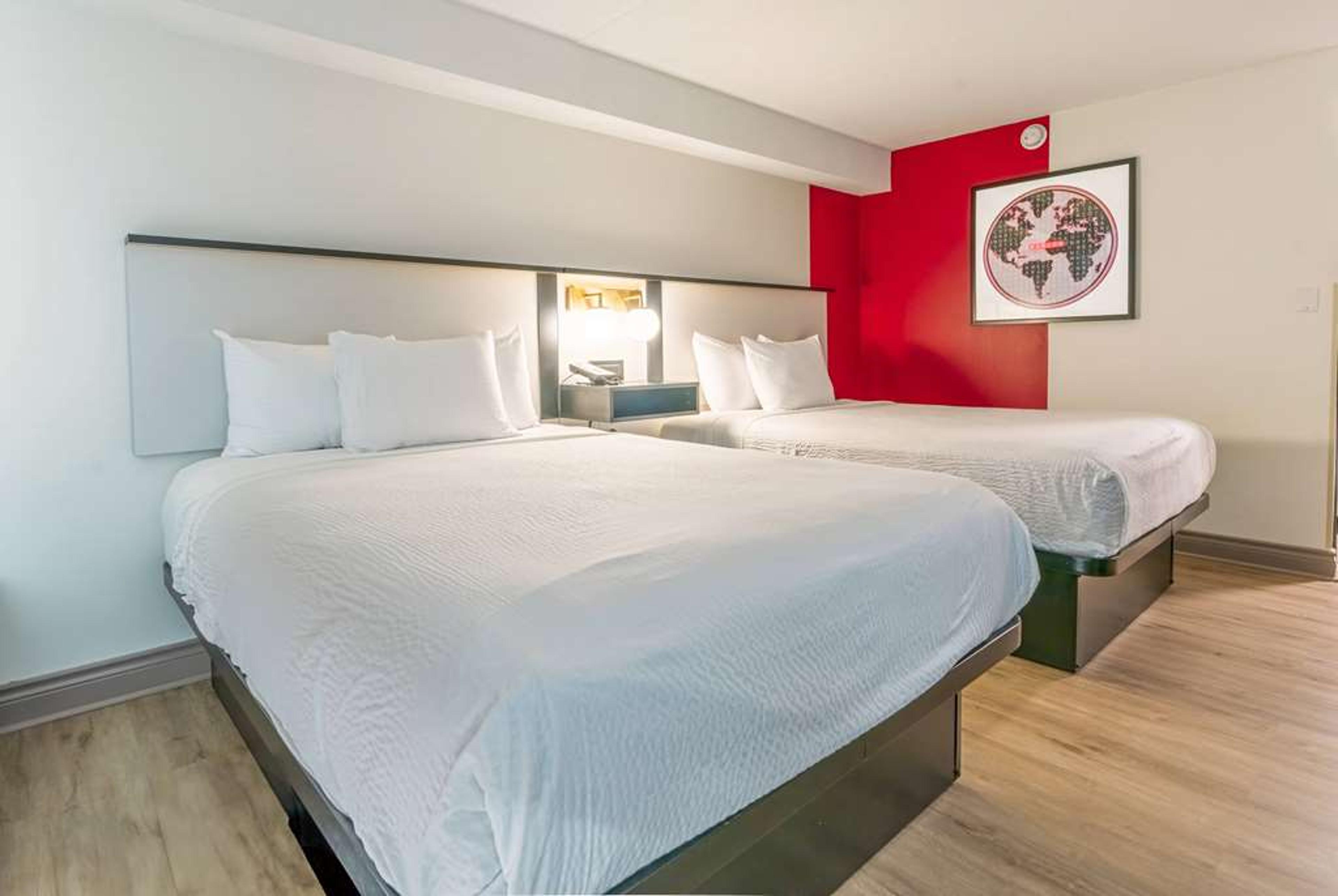 RAMADA BY WYNDHAM KINGSTON