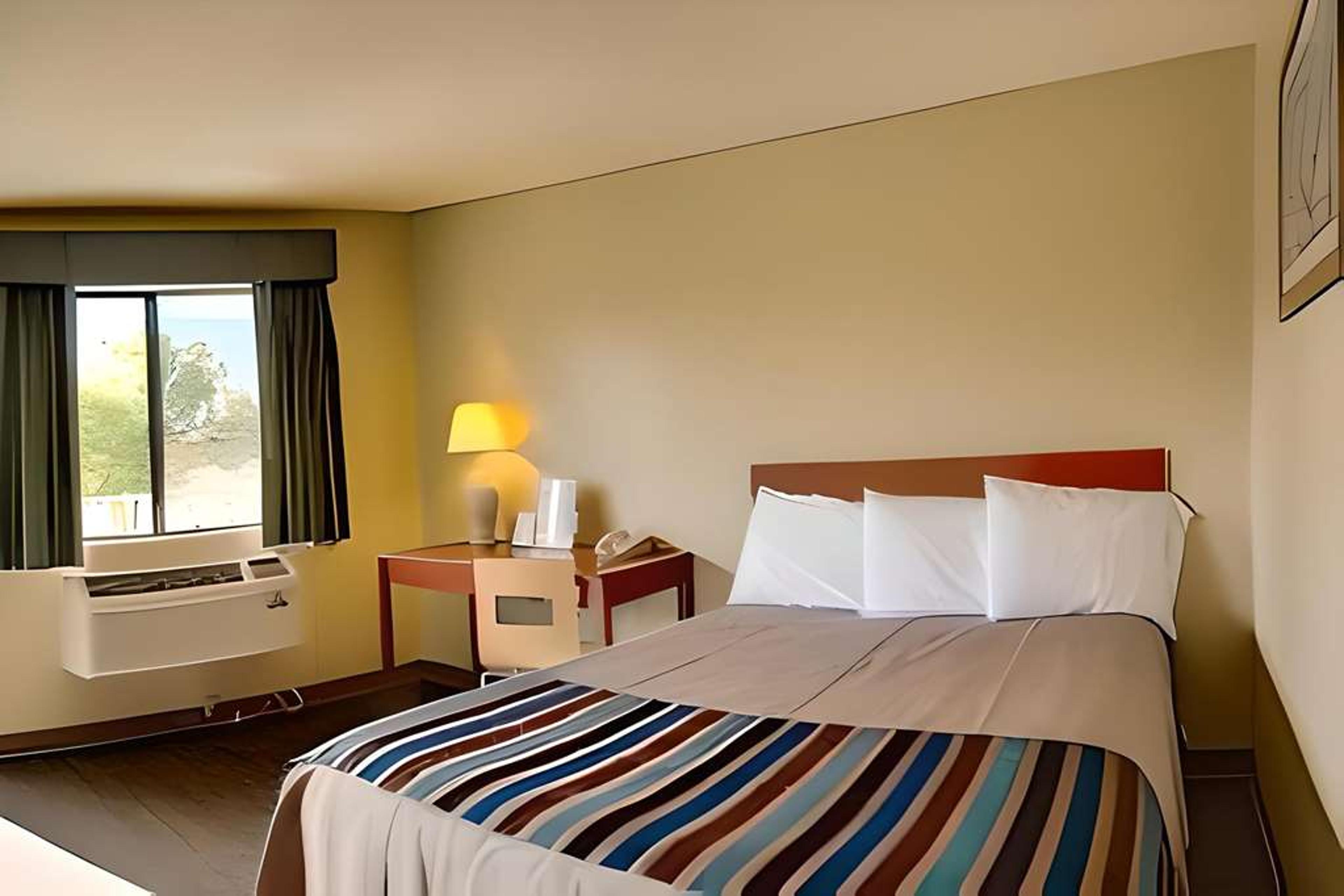 Inn At Rohnert Park