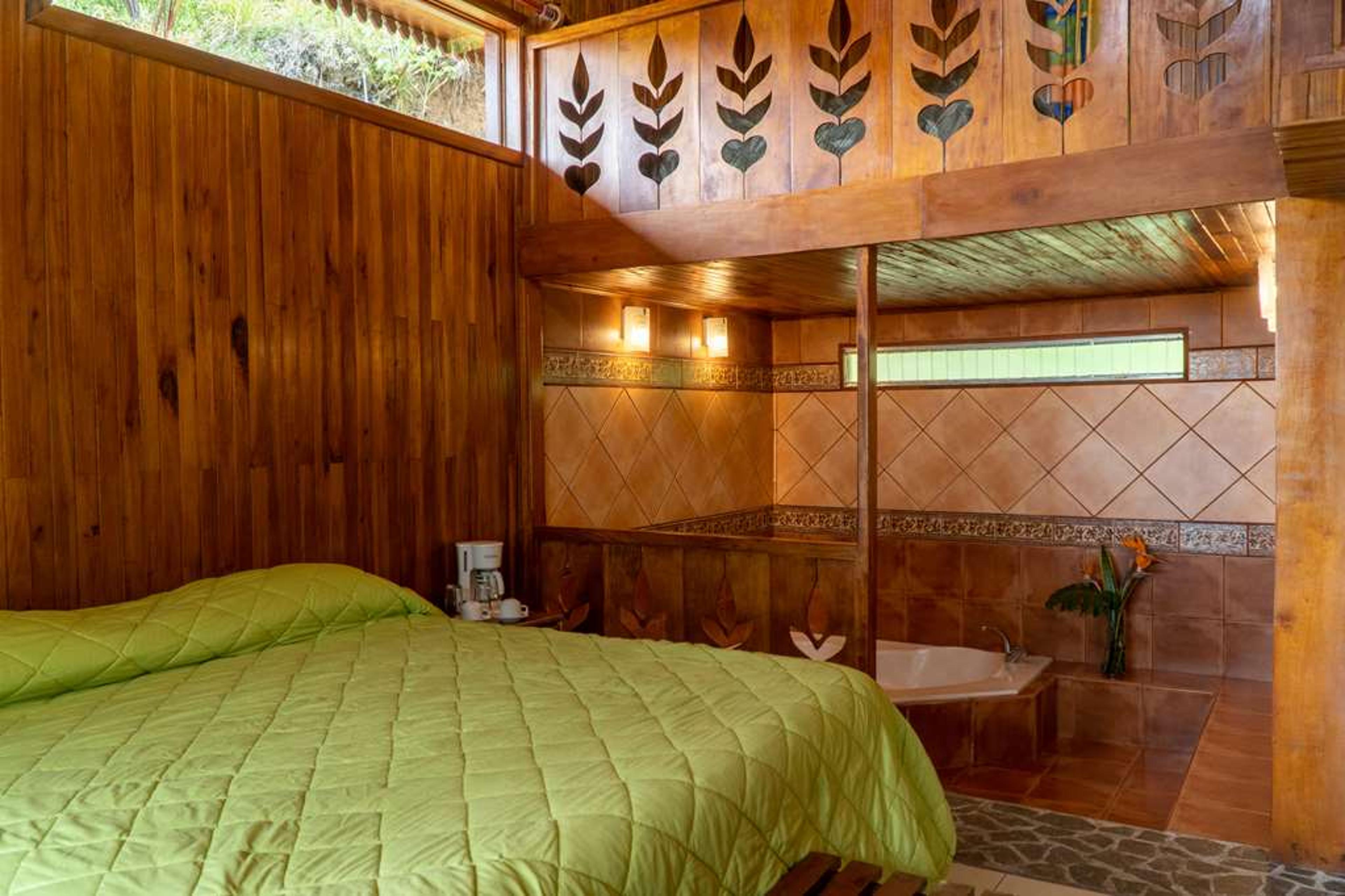 HOTEL HELICONIA