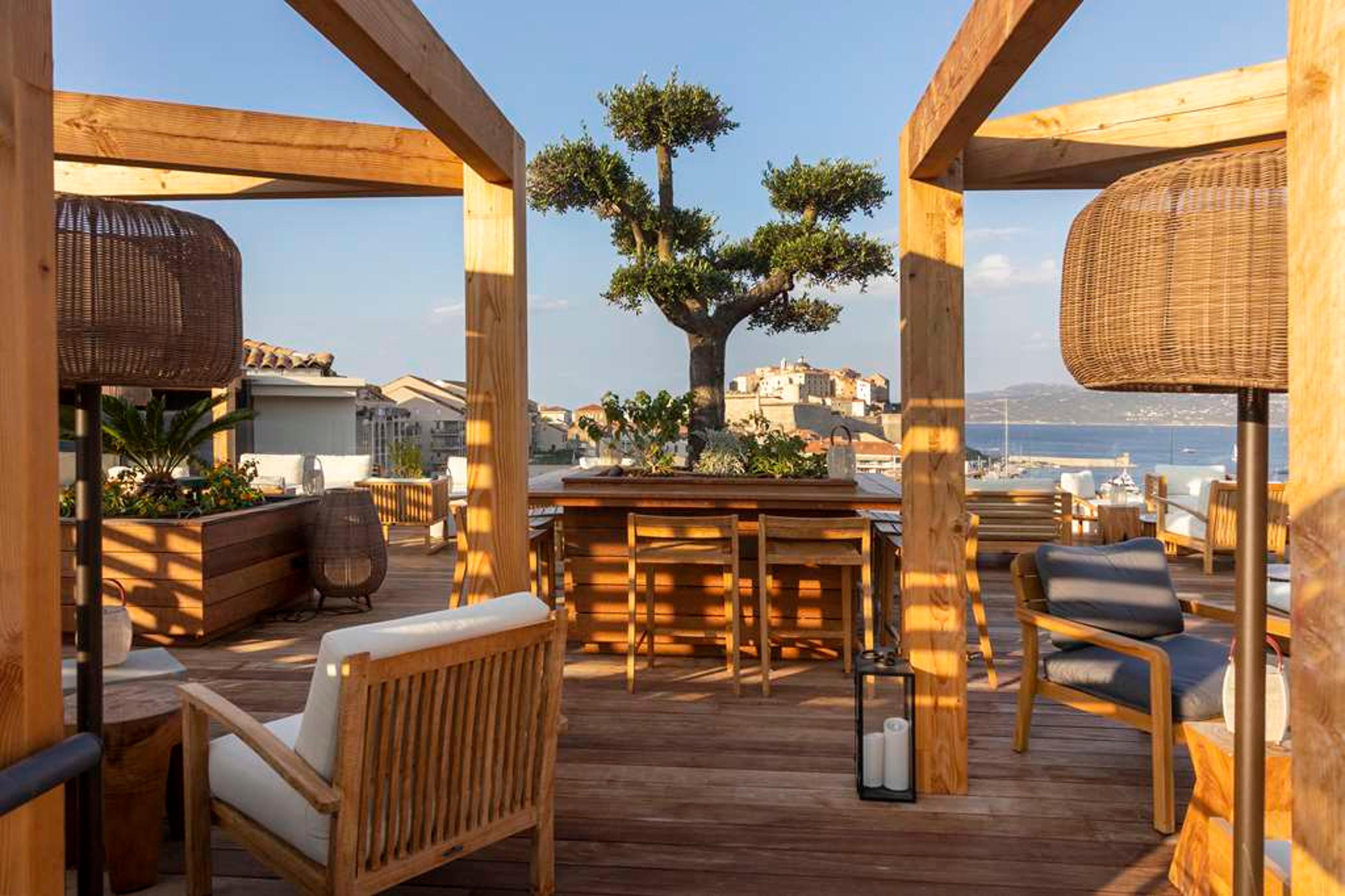 HOTEL L ACQUALE