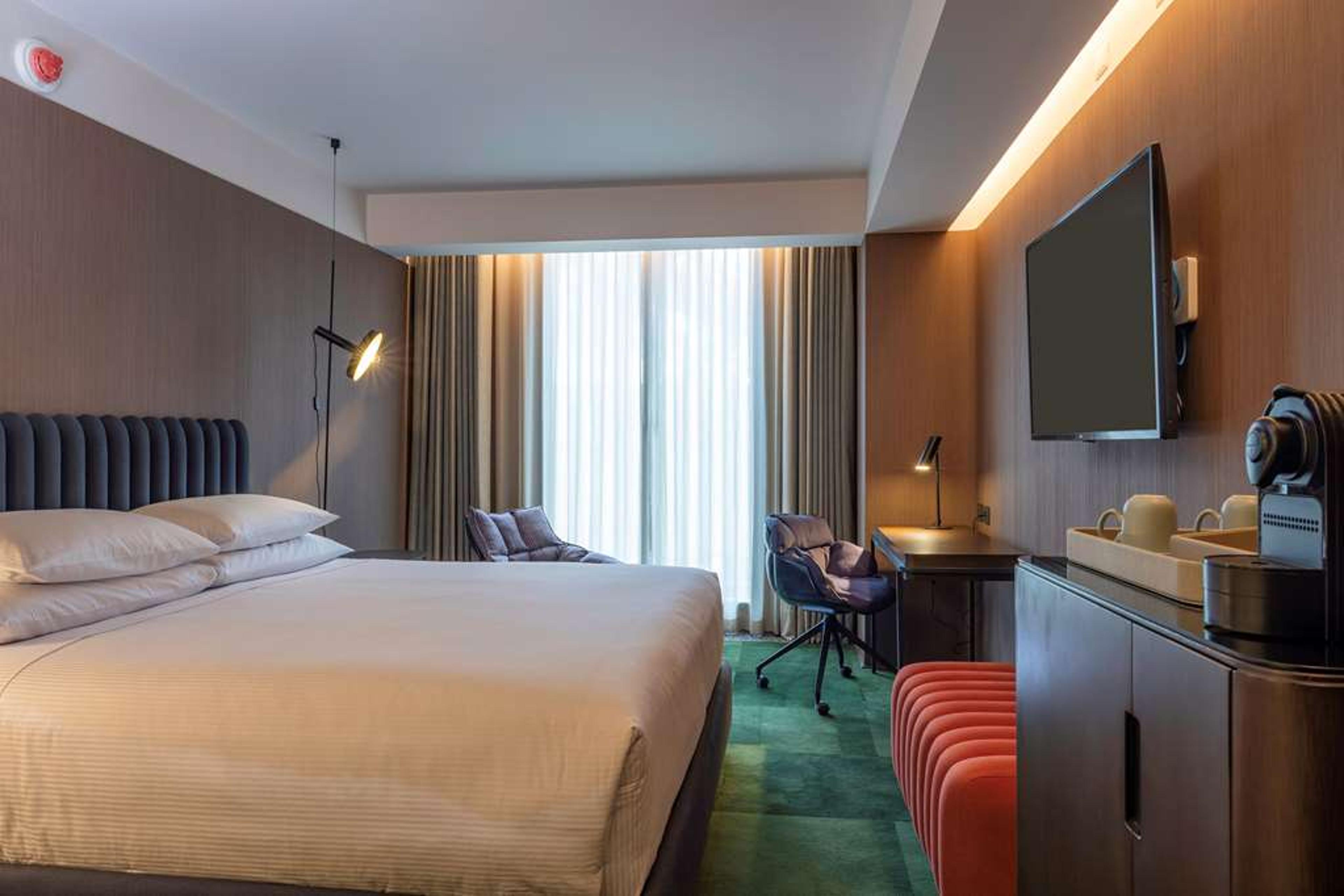 DOUBLETREE BY HILTON SAN ISIDRO