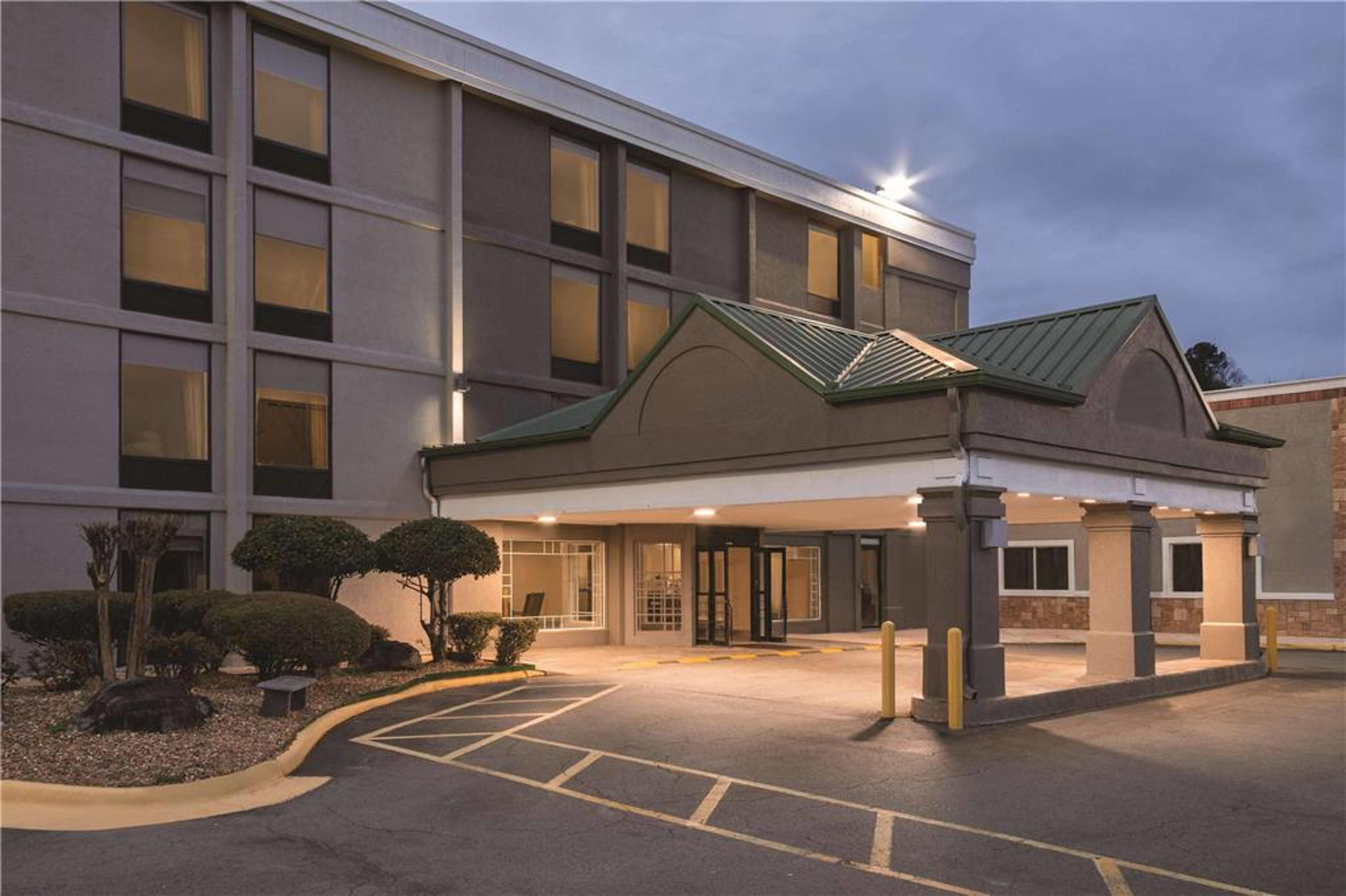 COUNTRY INN & SUITES BY RADISSON NO